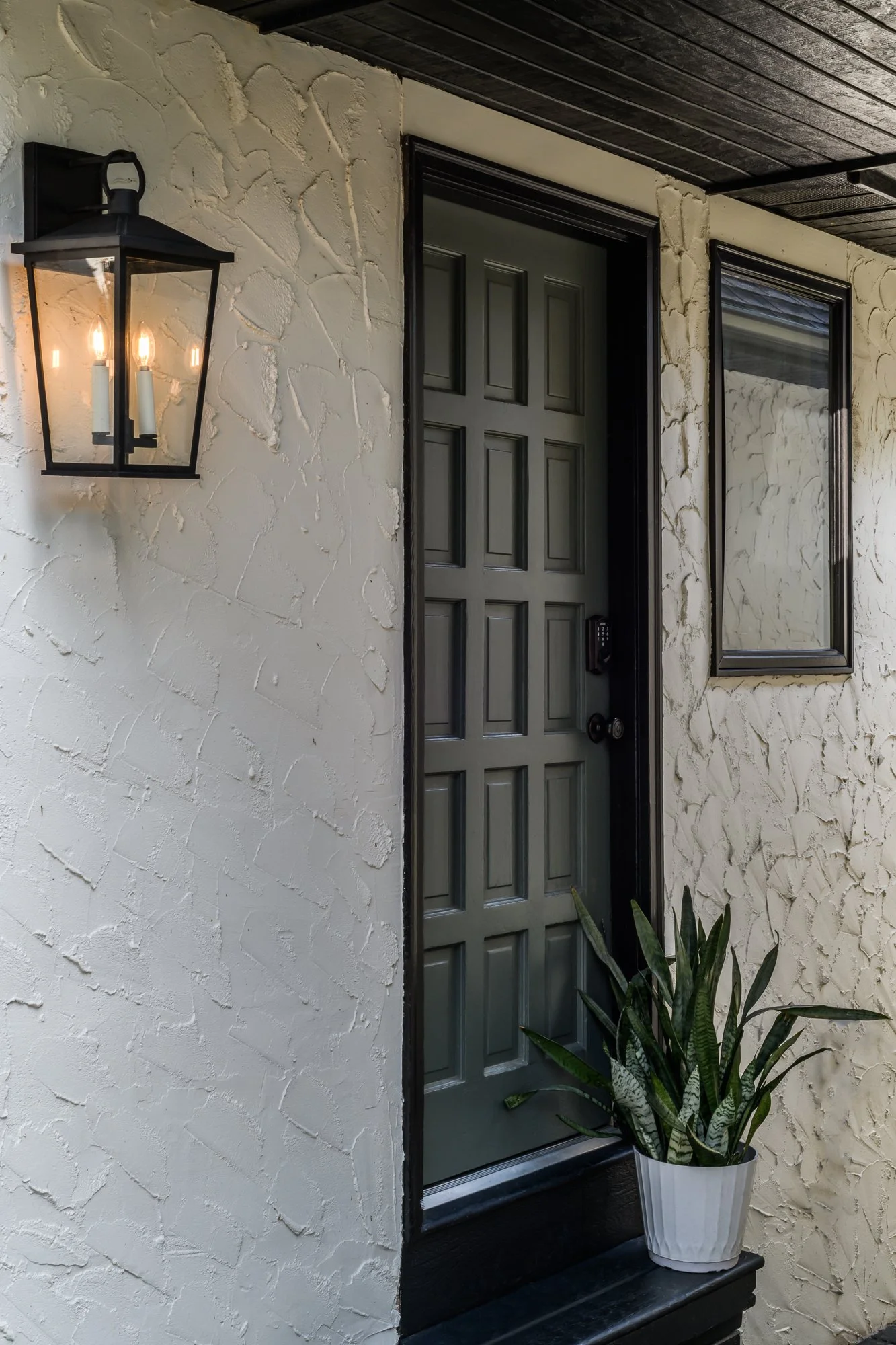 RisseDesignCo_YardleyExterior_(c) Meghan Balcom Photography_WEB-14.jpg