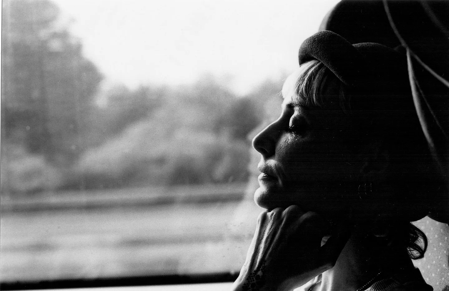 Richard Schilling, Isolement (extrait), photographie argentique, noir et blanc, Berlin, 2025.

#berlin #strasbourg #argentique #noiretblancphotographie #portrait #train #art #photo 

#HelgaParisFotografiska