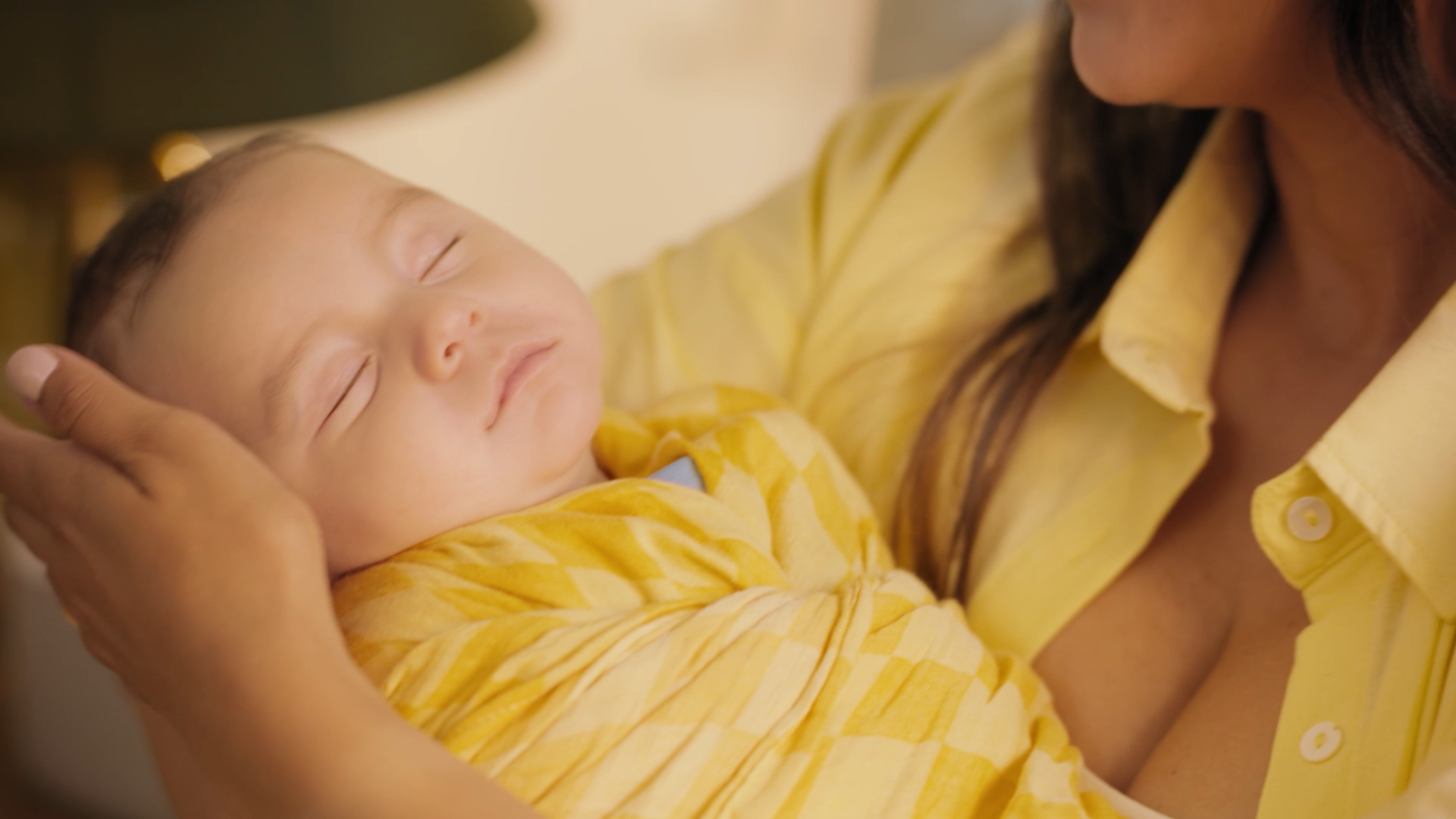 Medela_PNS Pro+_60s Hero_16x9_111925_FINAL.00_00_05_03.Still009.png