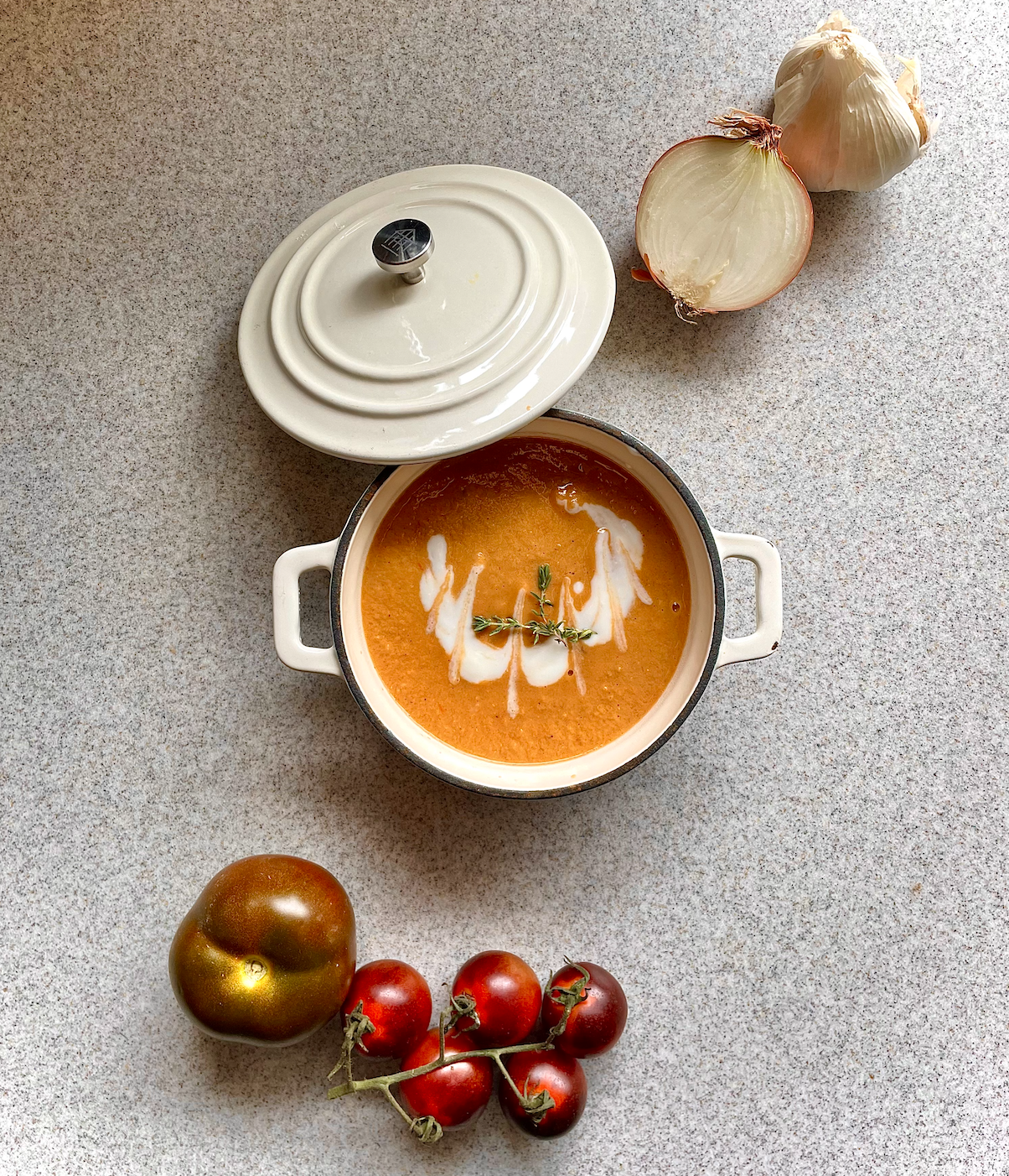 Vegan Creamy Tomato Soup