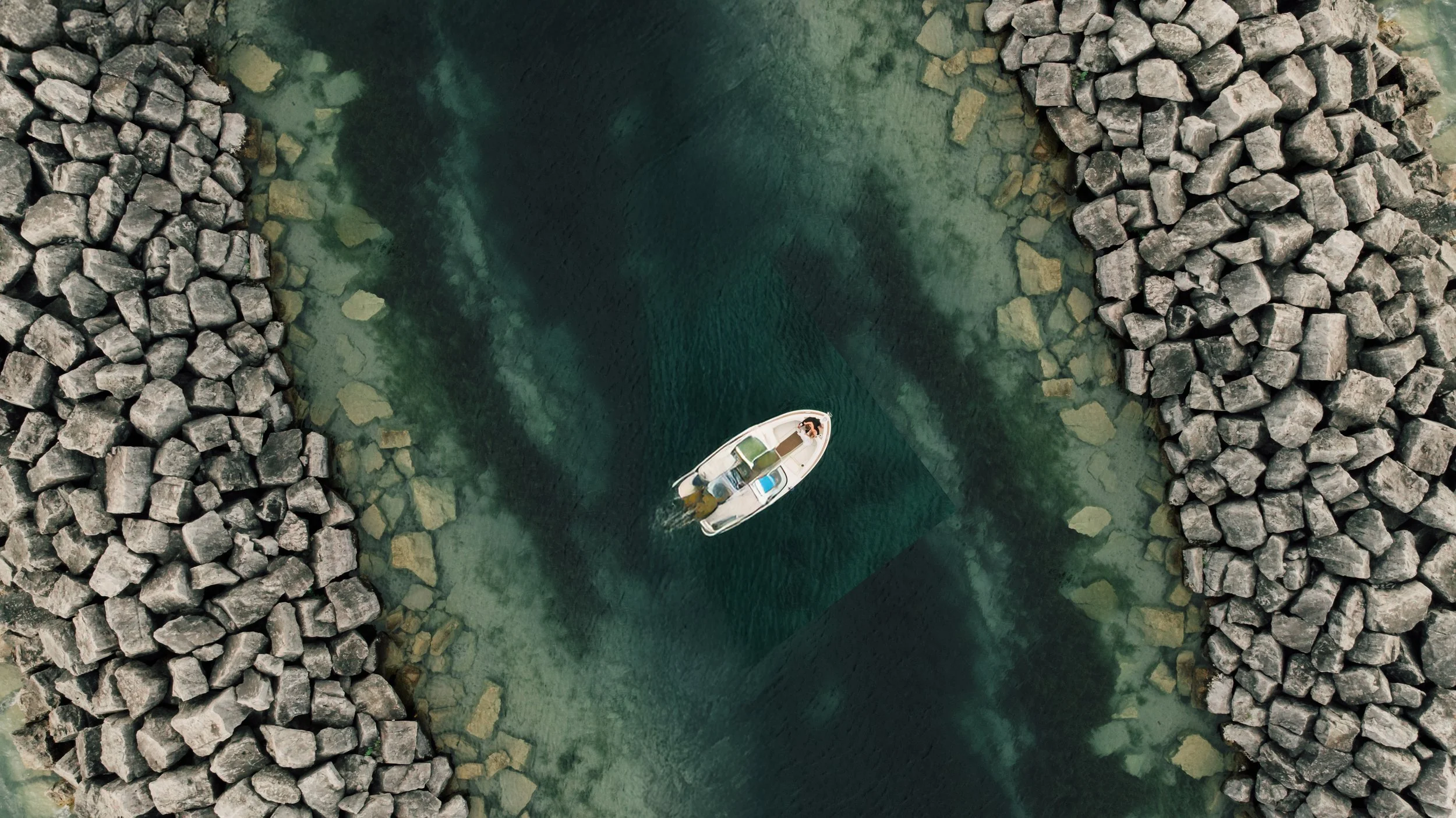 CASSIDY + TYLER - SNEAK PEEKS-140.jpg