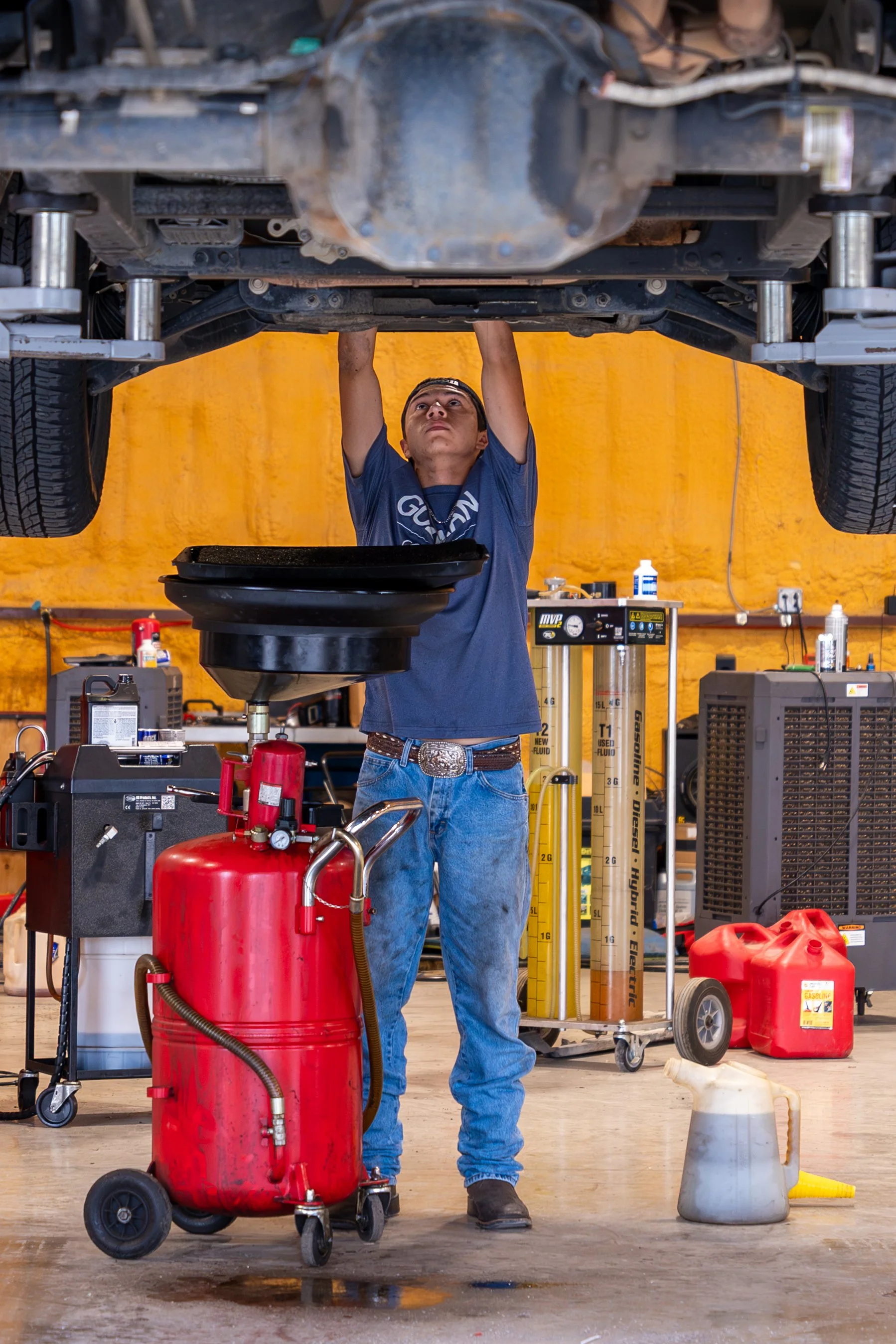 Guzman Automotive Team: Technician