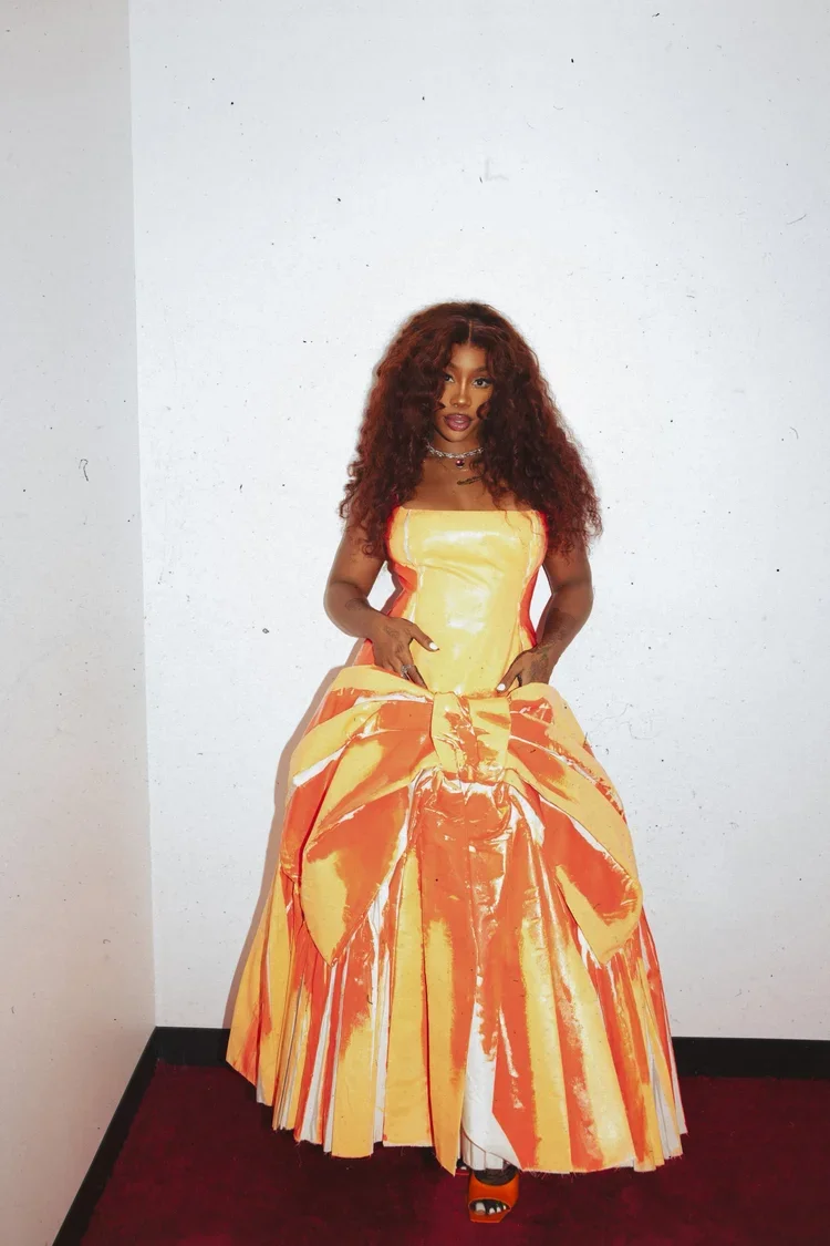 SZA @ THE GRAMMYS //STYLED BY ALEJANDRA HERNANDEZ // ASSISTED BY MYSELF