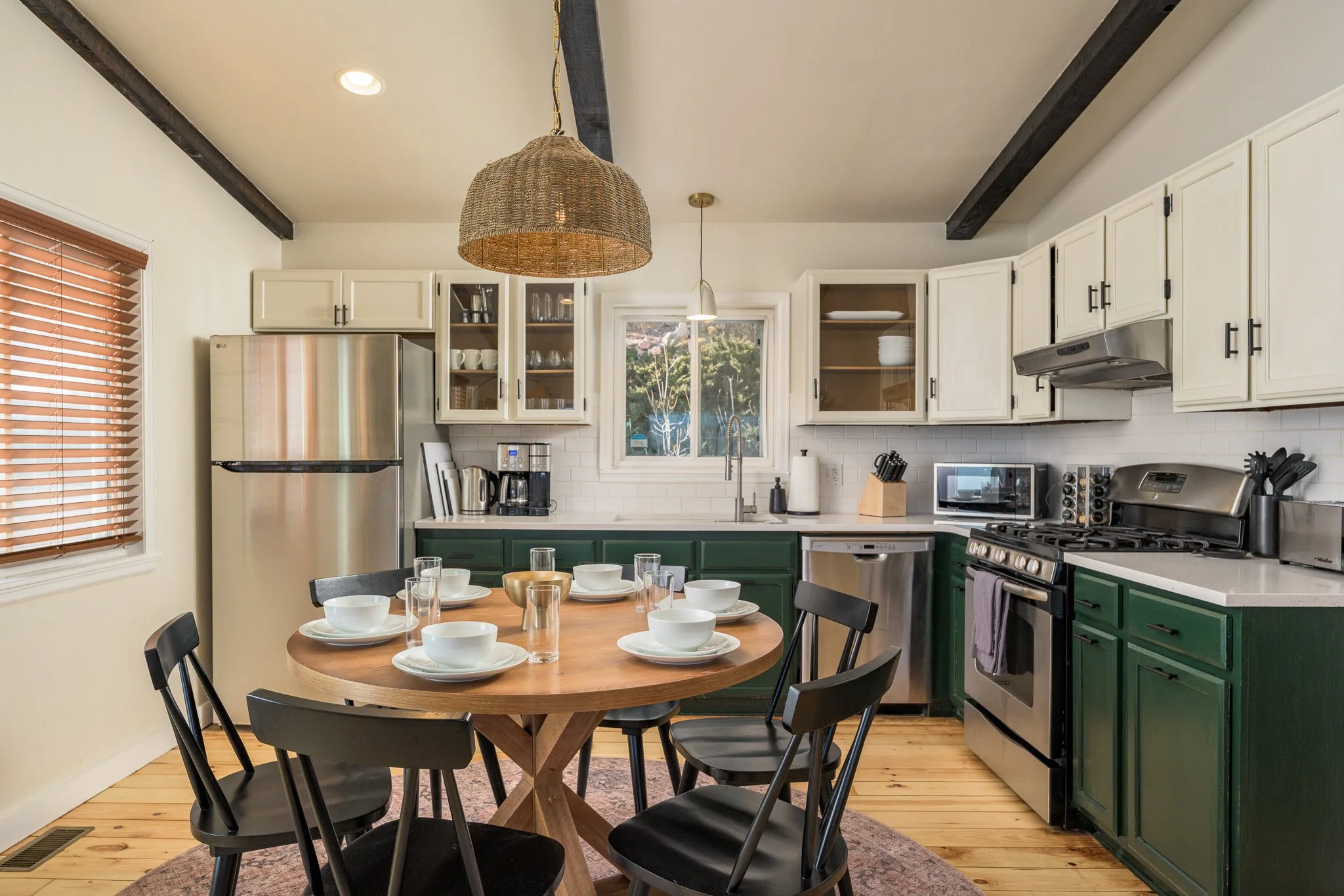 98 Teal Ln-007.jpg