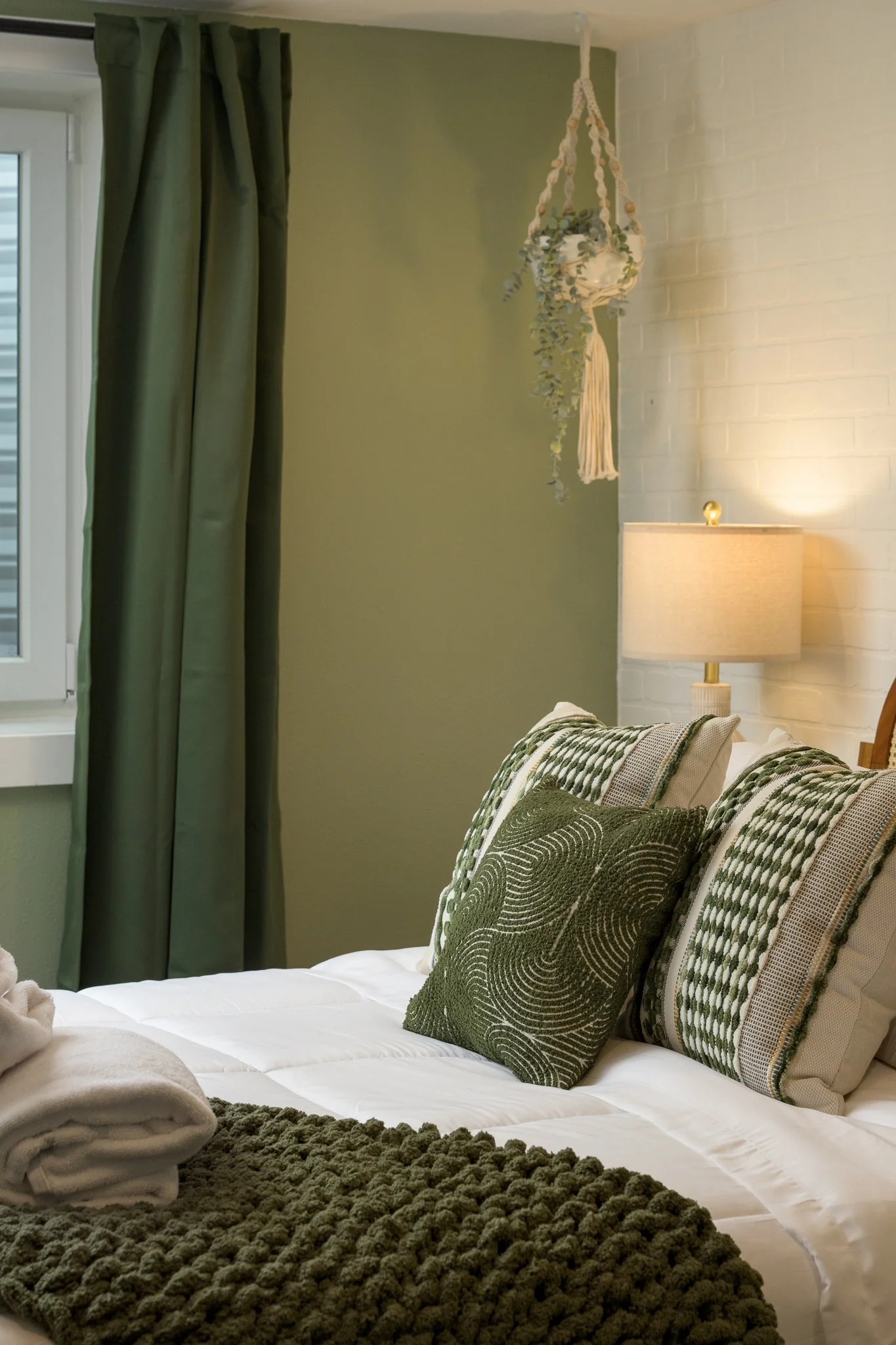 3125 N Xenon St-078.jpg