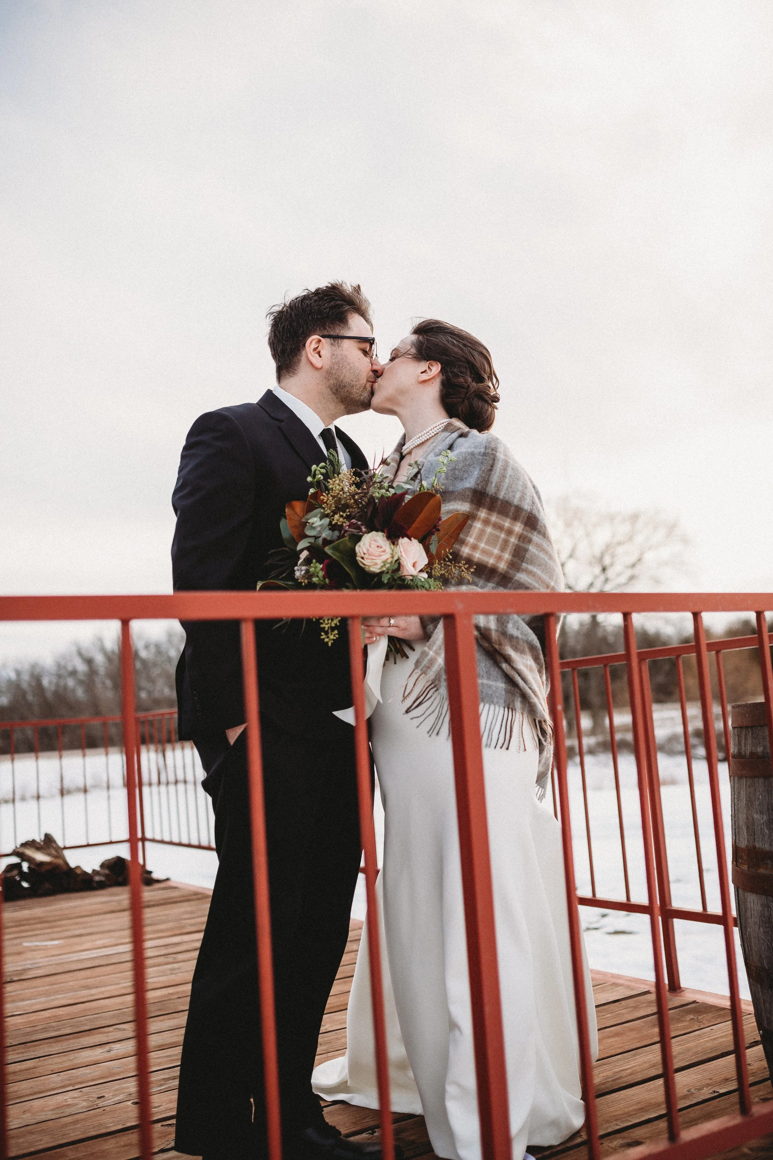 Outdoor wedding venue Lecompton Kansas