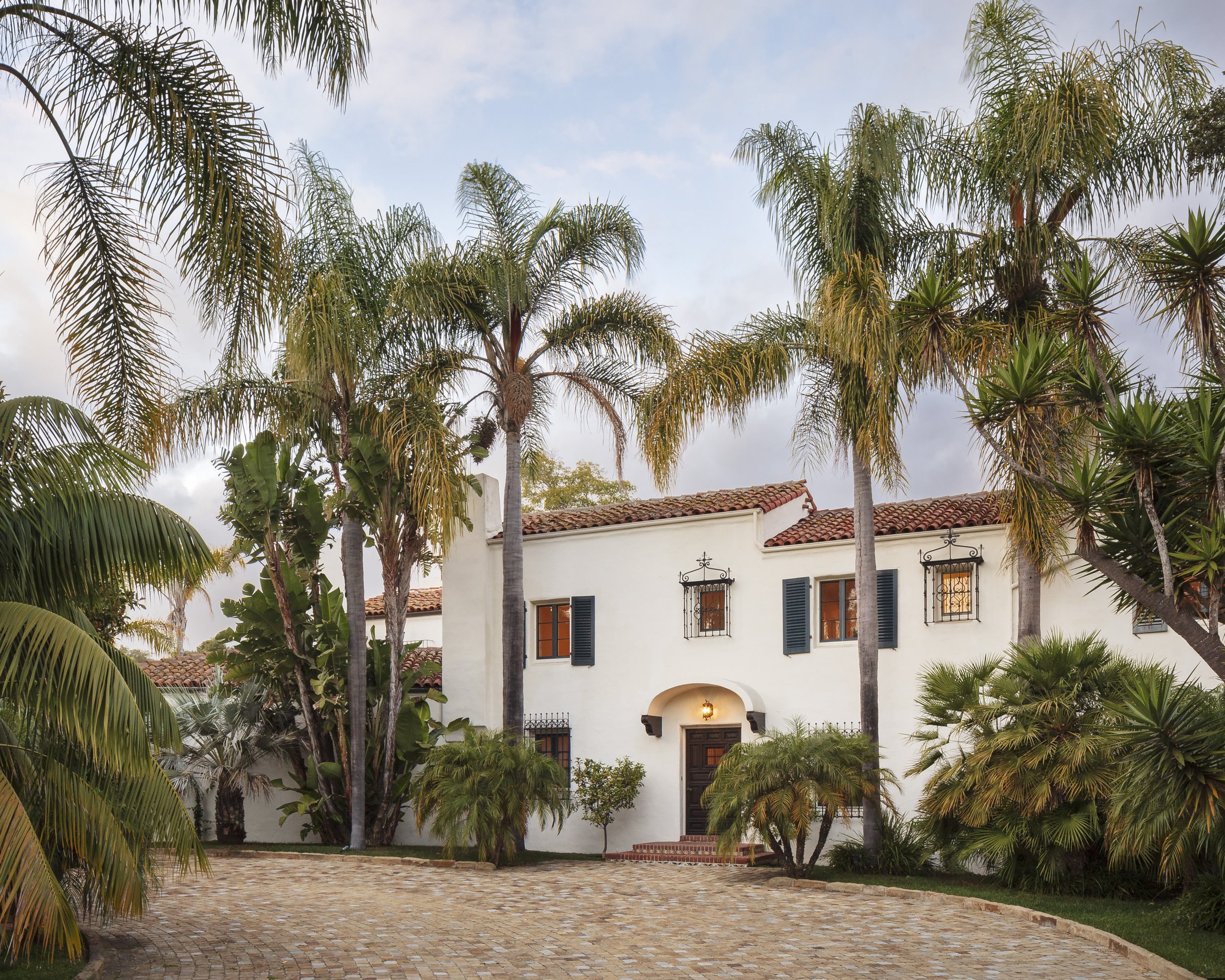Santa Barbara At Home in Paradise-10.jpg