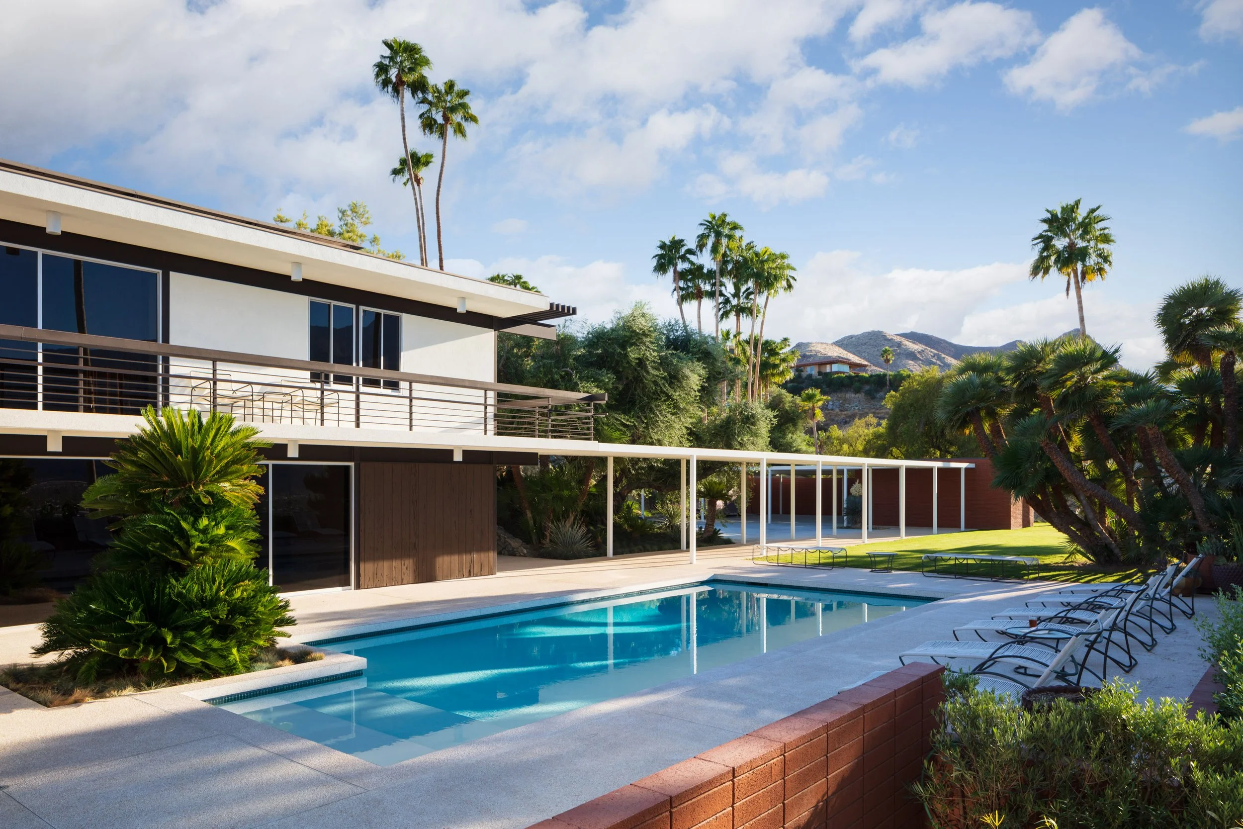 Steve McQueen Residence - Hugh M. Kaptur, Architect