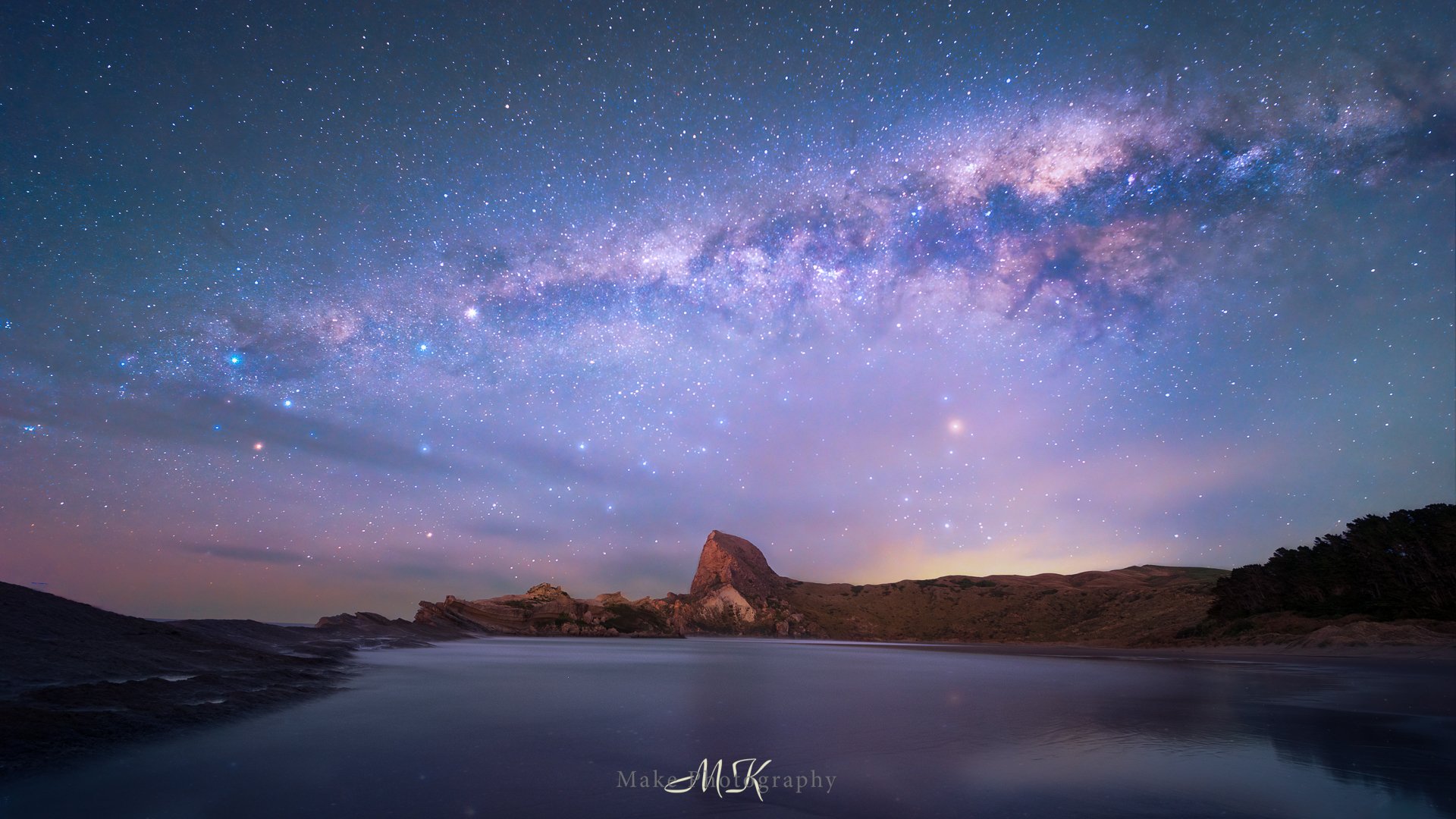 Milky way over Deliverance Cove - Castlepoint
I have always loved the night sky, and the beautiful images that people have captured of it. There are some truly amazing Astro photographers out there. For the last few years I have been learning some of