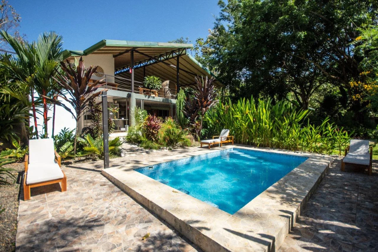 Luxury-Zen-Elegance-with-Expansive-360-Yoga-Deck-Yoga-Teacher-Training-Deck-Successful-Retreats-Upward-Spirals-230.jpg