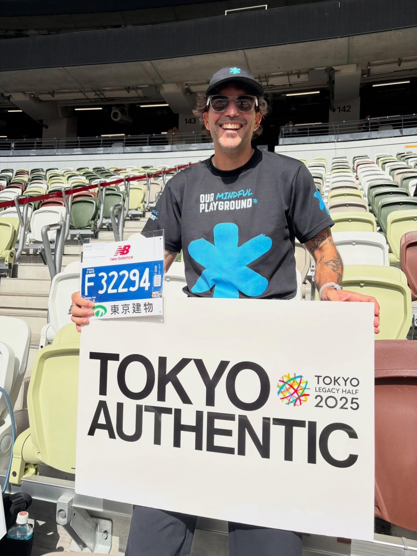 The day before TOKYO LEGACY HALF MARATHON 🎟️🏃&zwj;♂️

Bib collected.
Route checked.
Nerves fully activated.

Looking back, race eve had its own kind of magic.
Walking around the event area, seeing familiar faces, chatting, laughing, wishing each ot