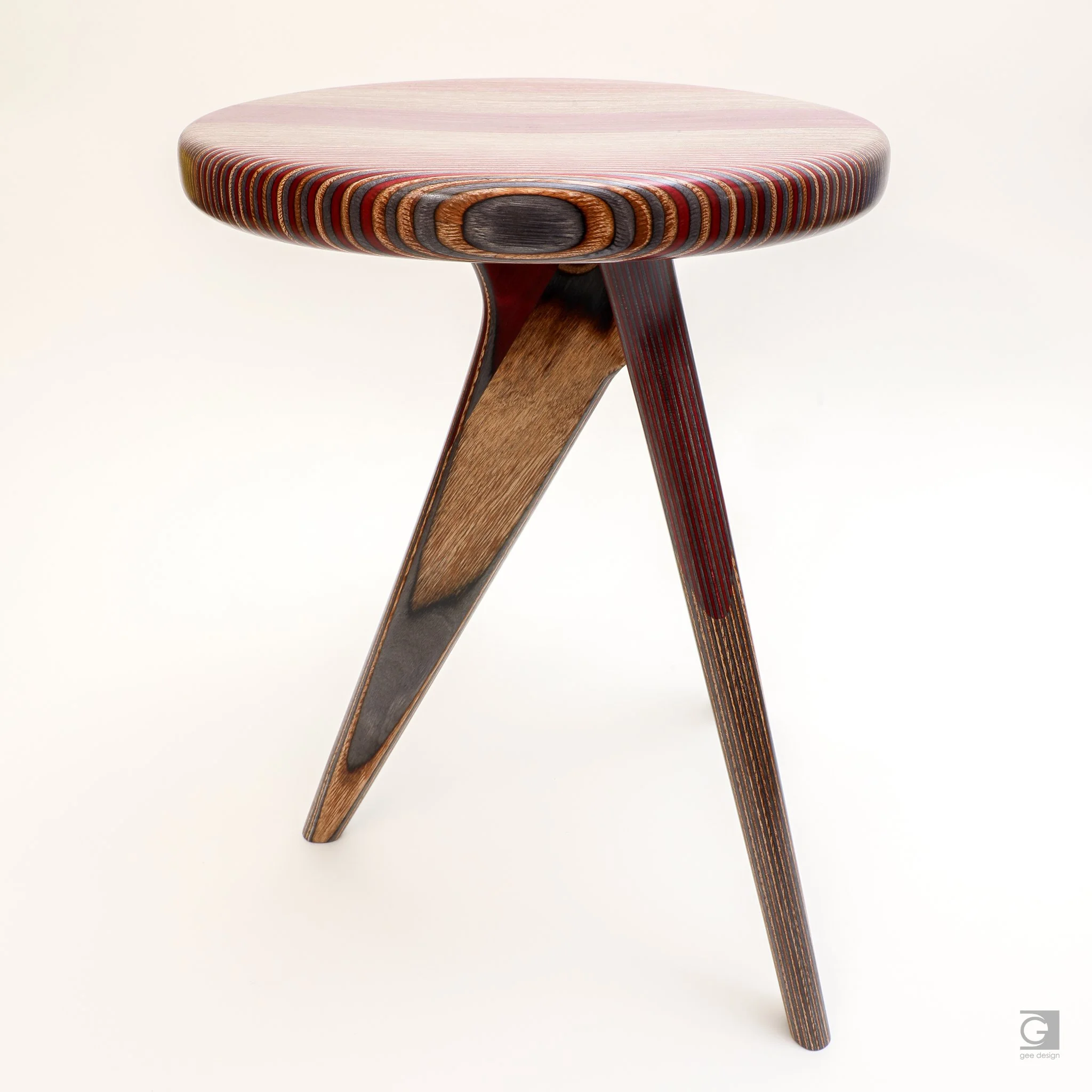 KOLMI Stool Edition 002-31.jpg