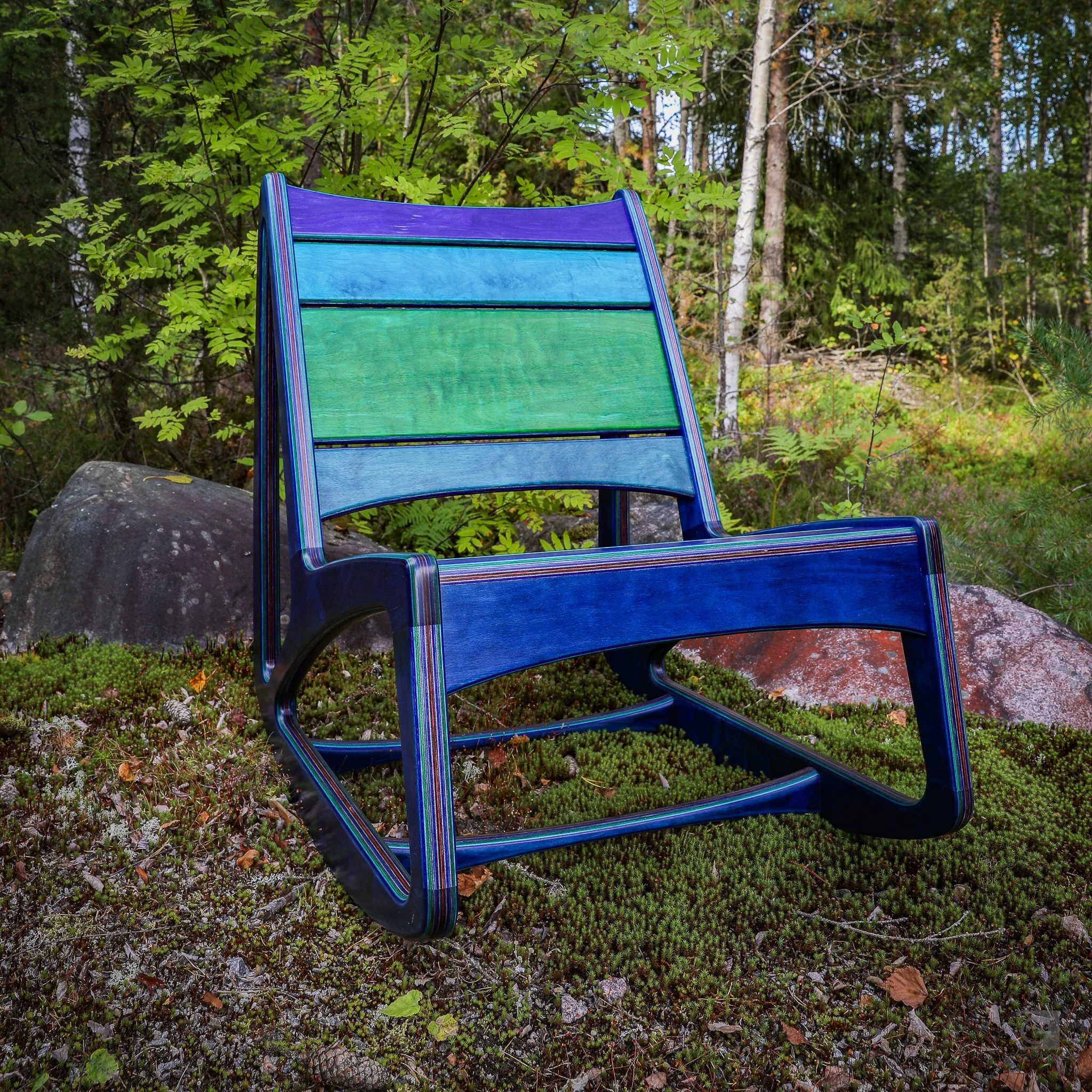 Huvi Rocker Aurora Edition.jpg