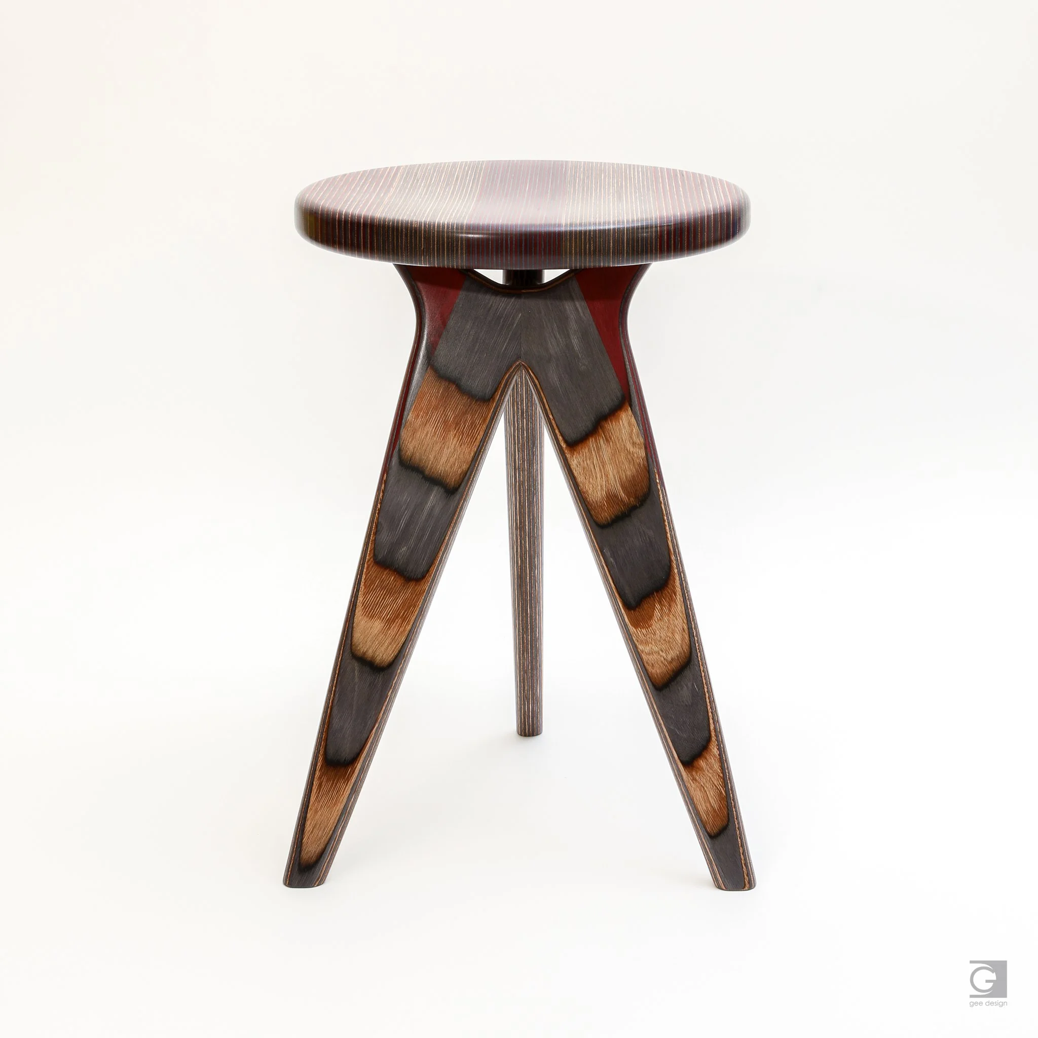 KOLMI Stool Edition 002-5.jpg