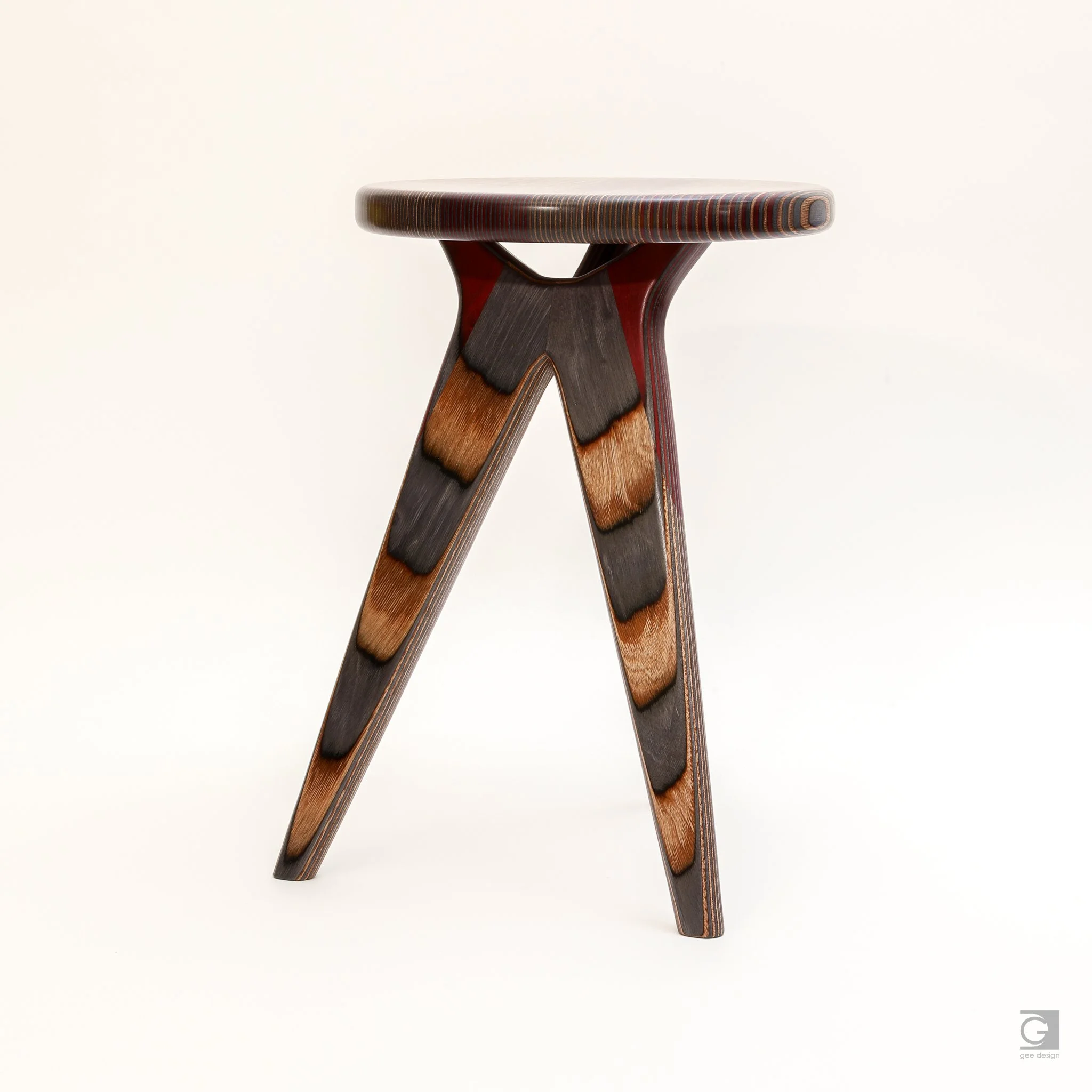 KOLMI Stool Edition 002-17.jpg