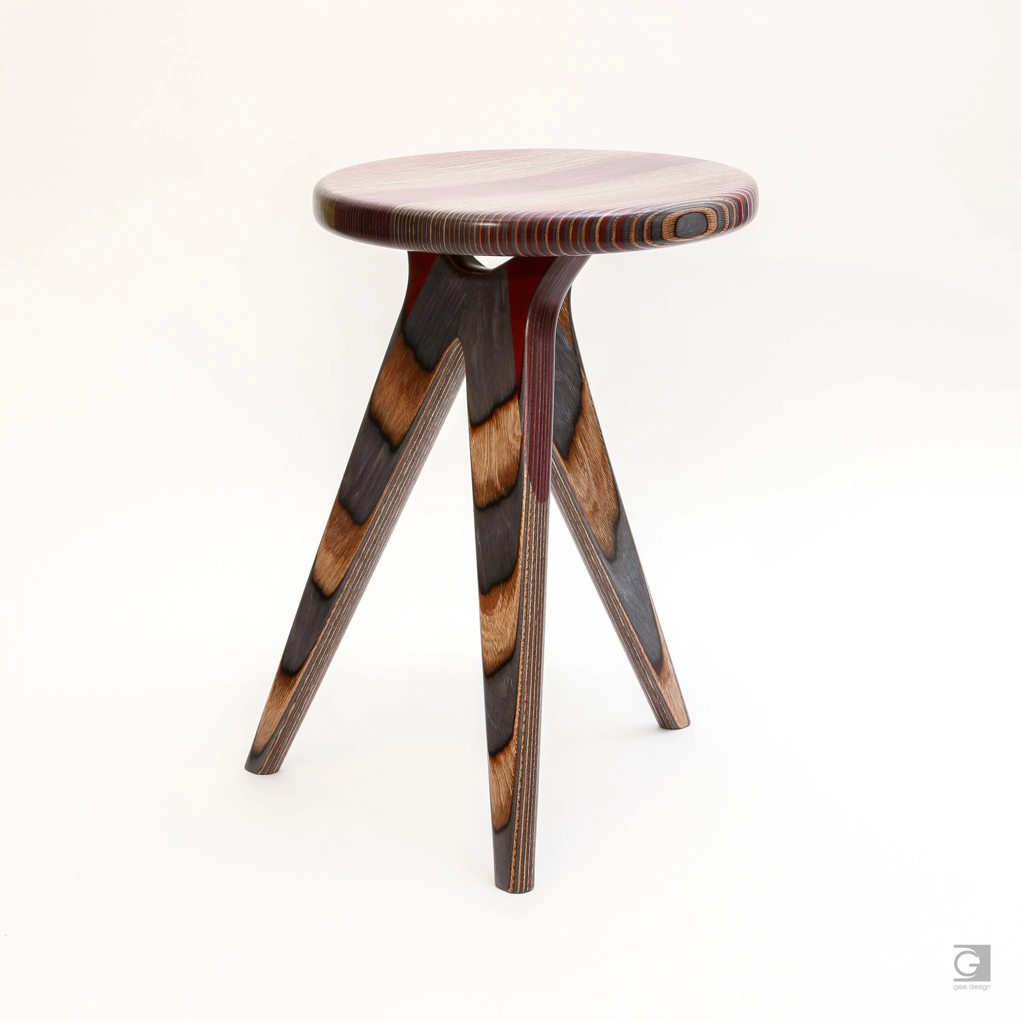 KOLMI Stool Edition 002-7.jpg