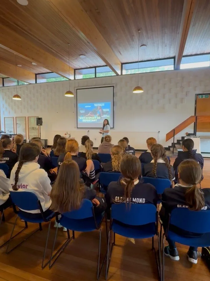 As the year (and Spotify) begins to wrap up, I wanted to share a bit more about the work I&rsquo;ve been doing as part of the brilliant @teampebe in the last quarter&hellip; ⬇️⬇️⬇️ 
(PS: swipe to see my PEBE bra in action in France 🇫🇷🤩🏃🏻&zwj;♀️☀