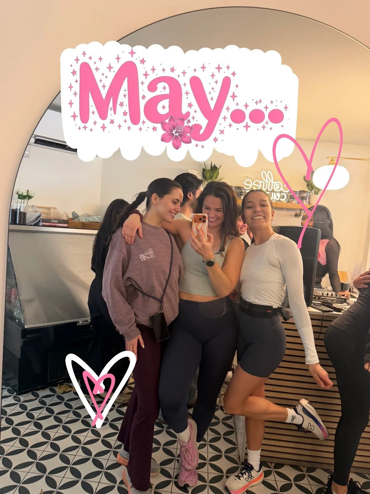 Can June be just as good as May pls&hellip;? 🫶🏻 (minus the ceiling collapsing x) 
🏃🏻&zwj;♀️ 🥰 🕺🏻 🔥 👣 🍗 🍫 ☀️ 👩🏻&zwj;🏫 🏡 👩🏻&zwj;🐰&zwj;👩🏼