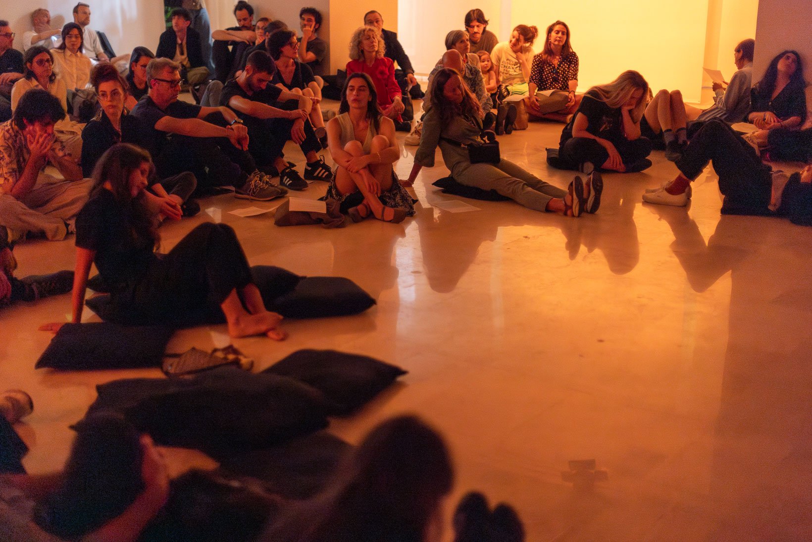 Ambra Viviani - Ho capito qualcosa ma lontano da tutto, radio drama / sound installation, Sala Helvetica Istituto Svizzero Roma