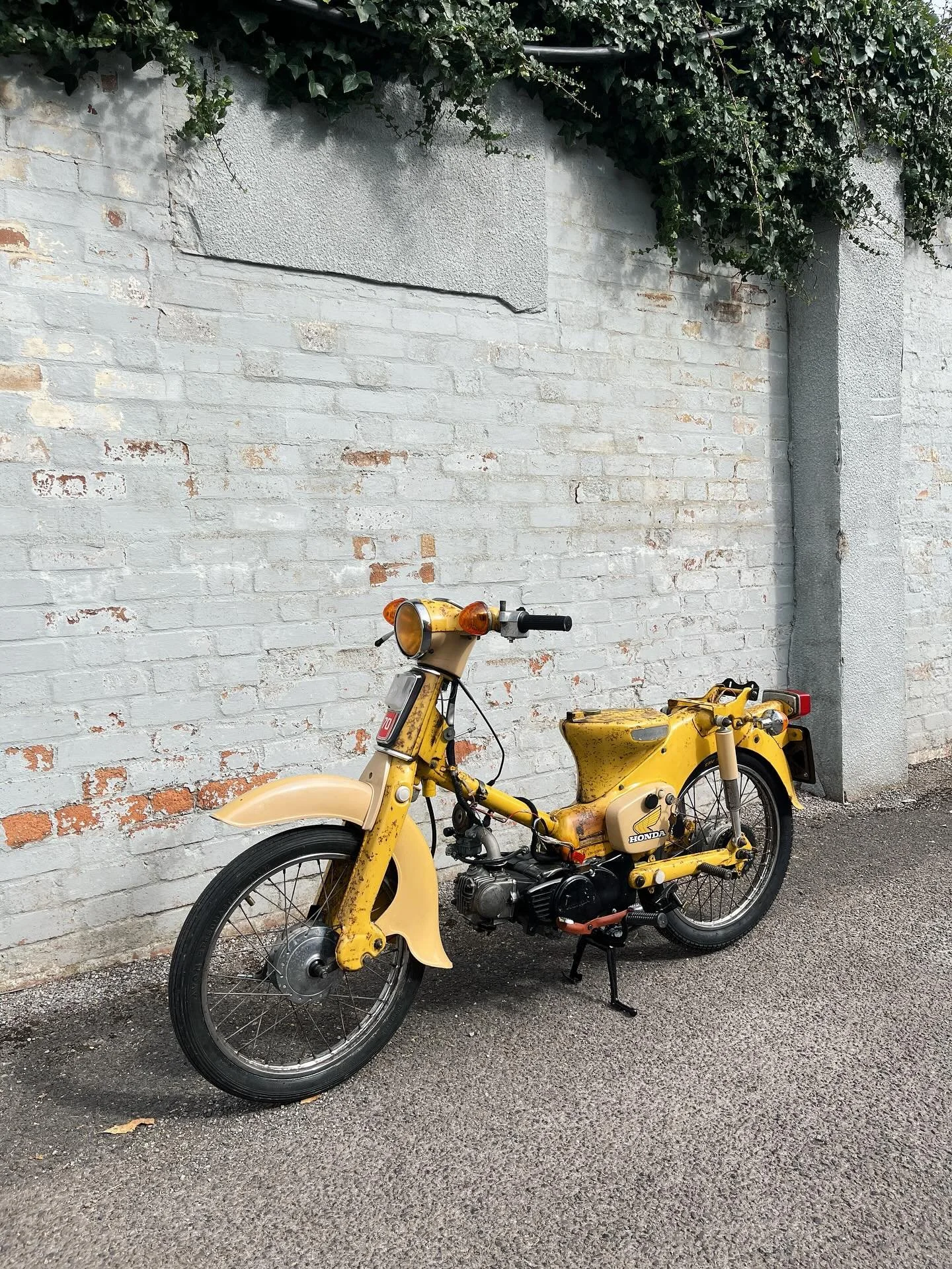 This Honda C70 Cub has been handed back to its owner today, after we were tasked with a complete rewire with a bespoke loom. It had been stolen, set on fire and recovered and now has a few different parts from different models, plus an electronic ign