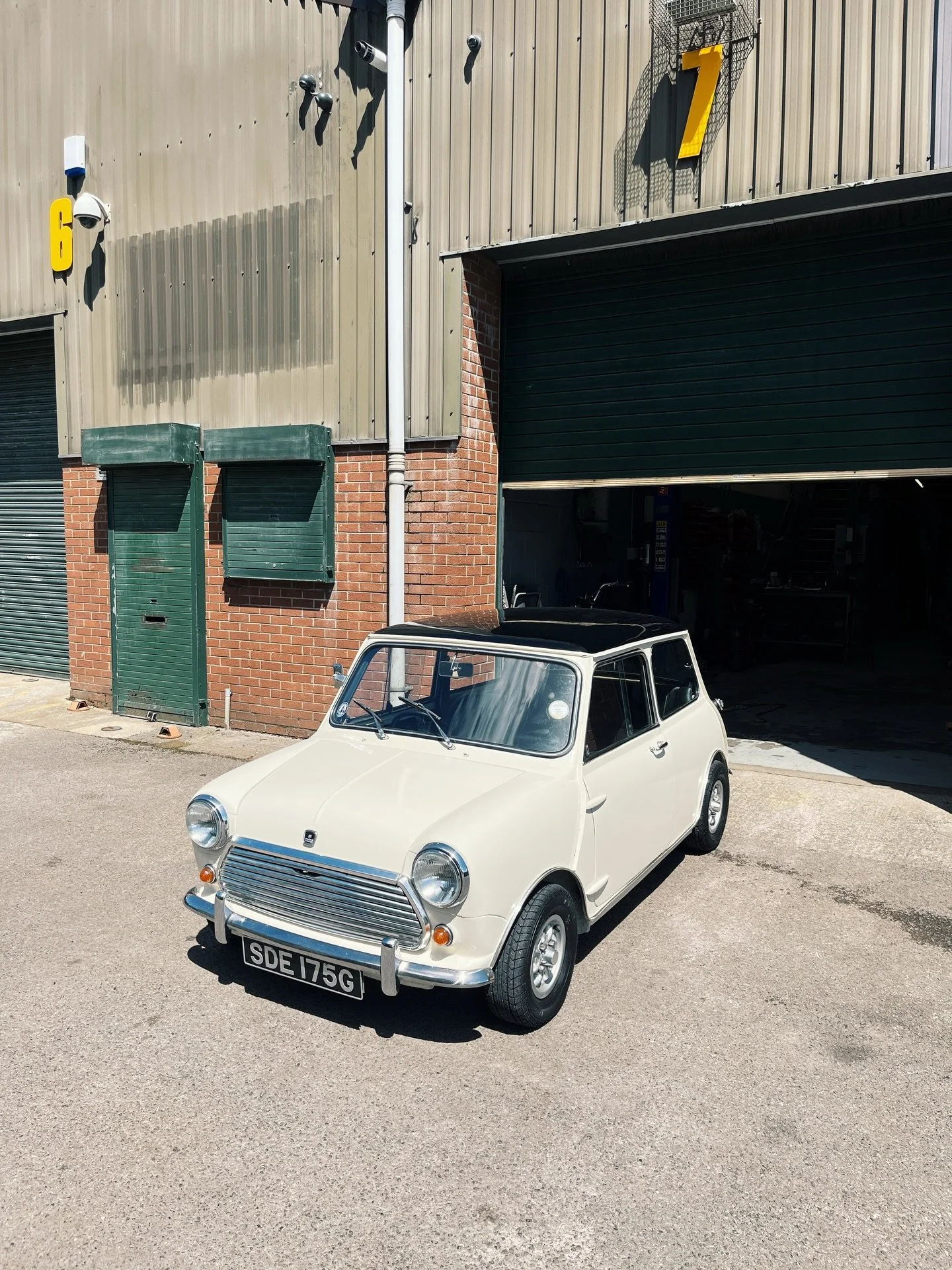 It&rsquo;s been a busy couple of weeks, with a few different cars through the unit. This 1968 Mini Cooper Mk2 popped by to have its ride height adjusted, as it was too saggy at the rear. It also was overheating due to a loose fan belt, and the fuel g