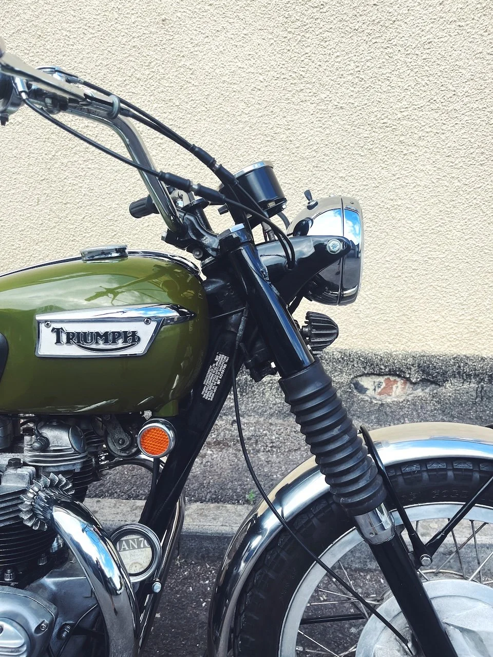 classic triumph motorcycle