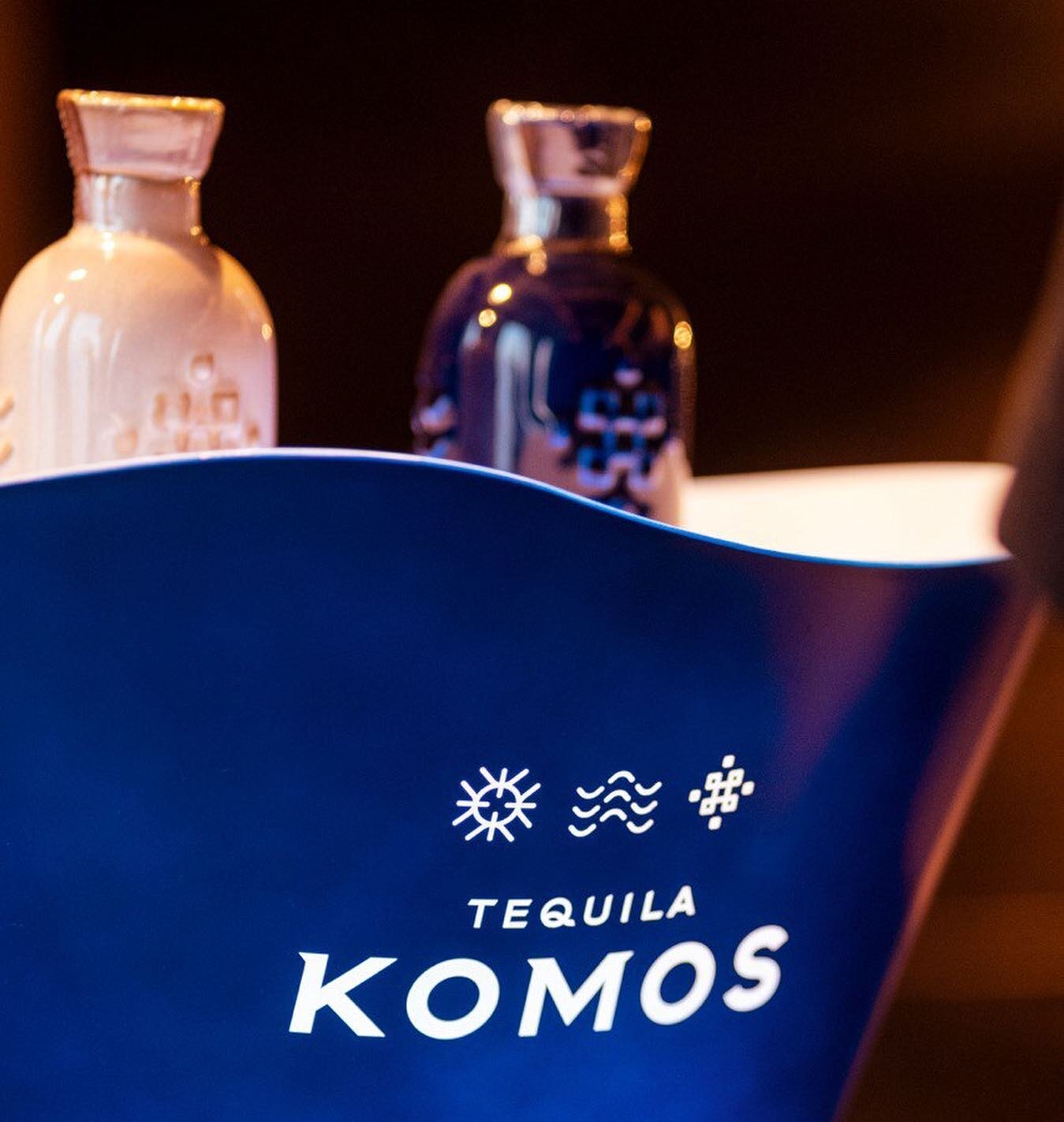 Tonight, it was an absolute pleasure to have @yobetts in Phnom Penh, Cambodia to present @tequilakomos to a portion of the F&amp;B community! 

We all got to listen to Richard&rsquo;s inspiring story, passion for Komos, and each expression&rsquo;s un