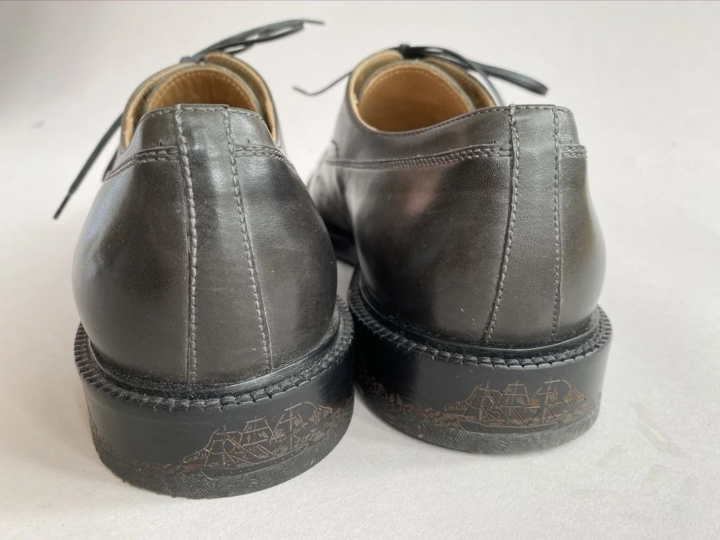 Alexander McQueen Grey Laser Etched Leather Oxfords — Hi