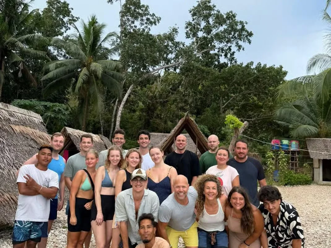 El Nido Palawan Philippines island hopping travel guide lagoons, snorkeling, and adventures