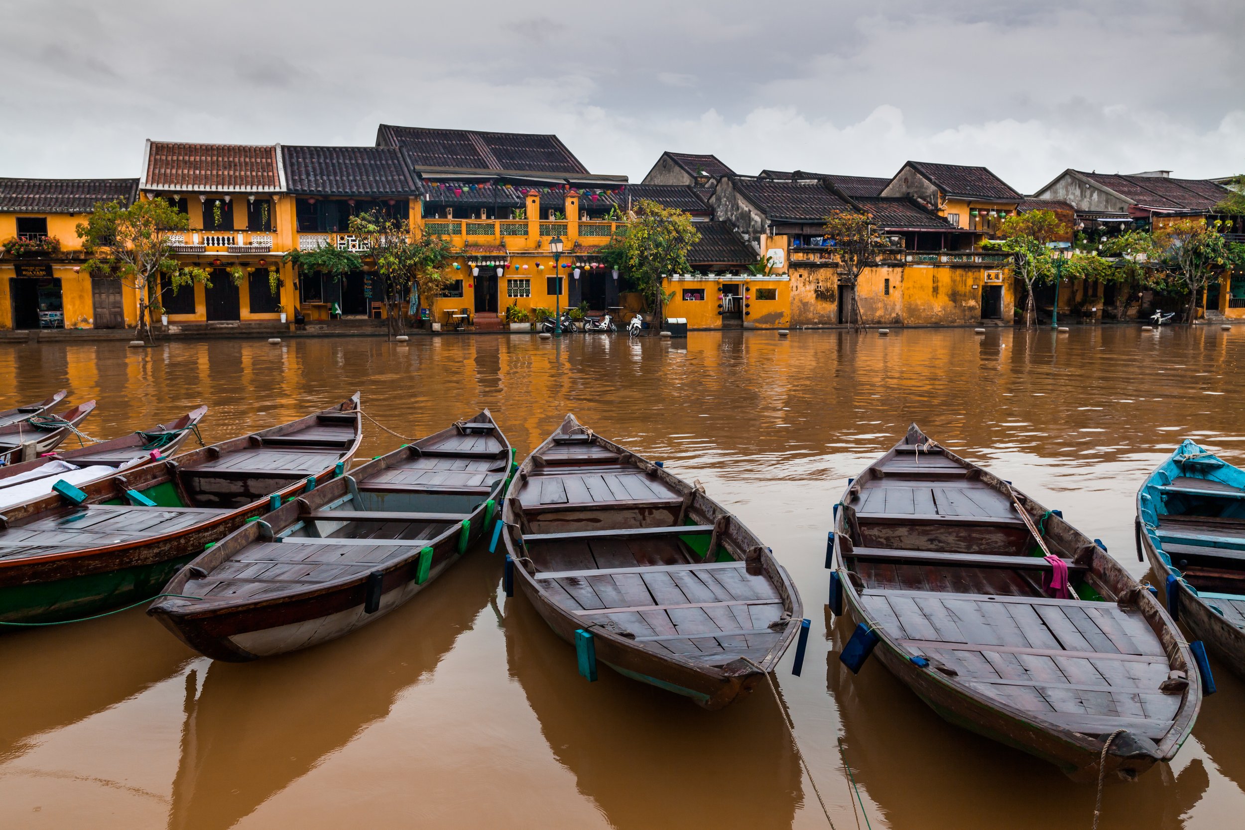 Why you’ll fall in love with Vietnam: stunning landscapes, vibrant cities, tropical islands, and cultural experiences captured by Holly Caputo
