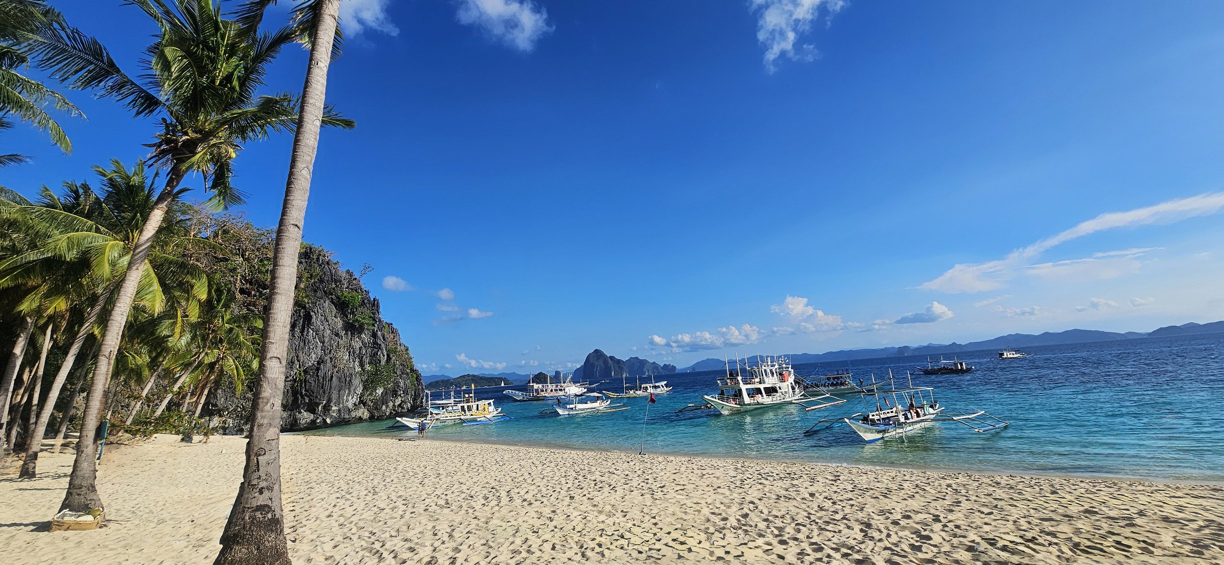 Philippines travel guide with top destinations, islands, and cultural experiences