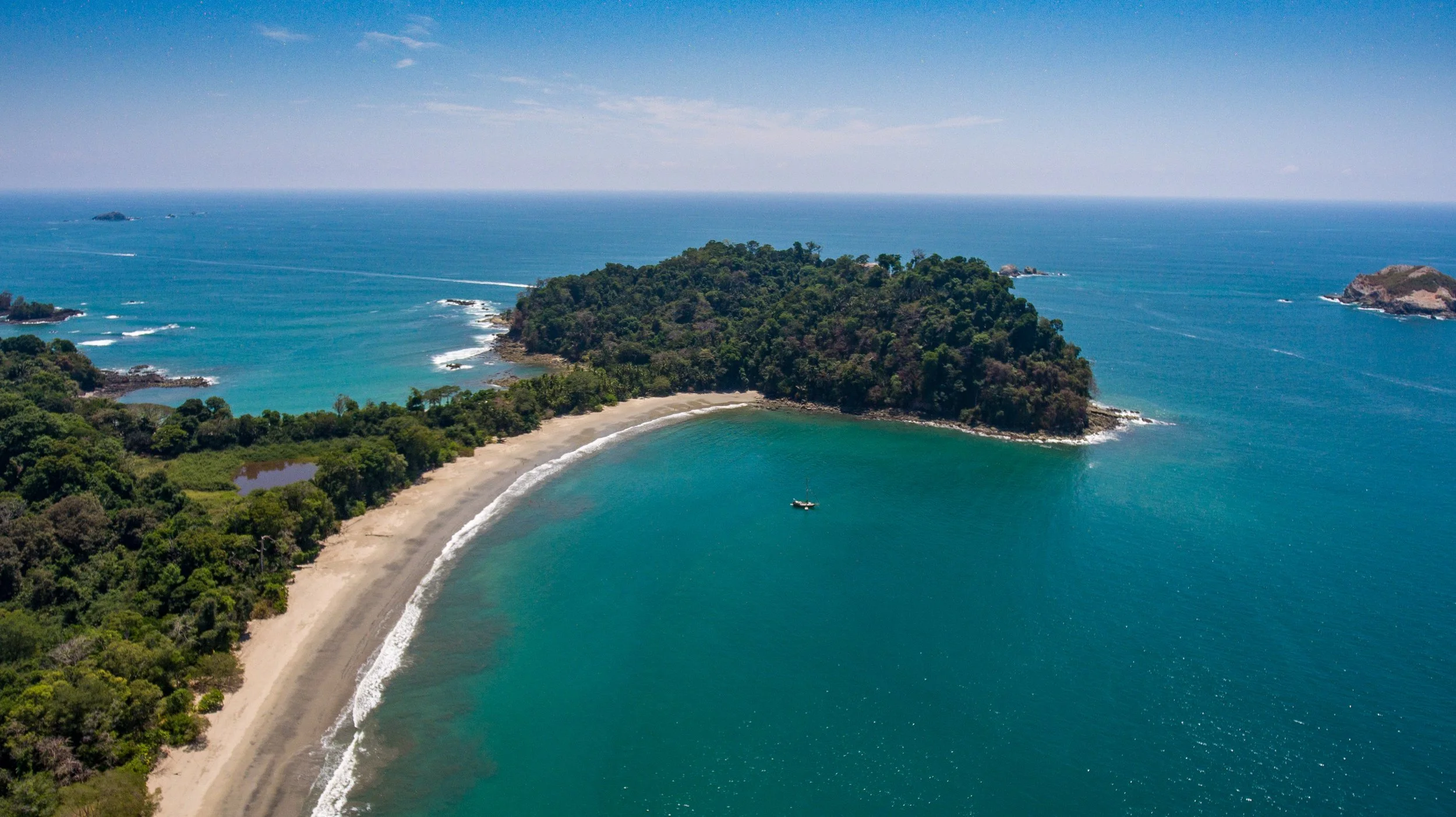Manuel Antonio National Park Costa Rica — wildlife and beaches