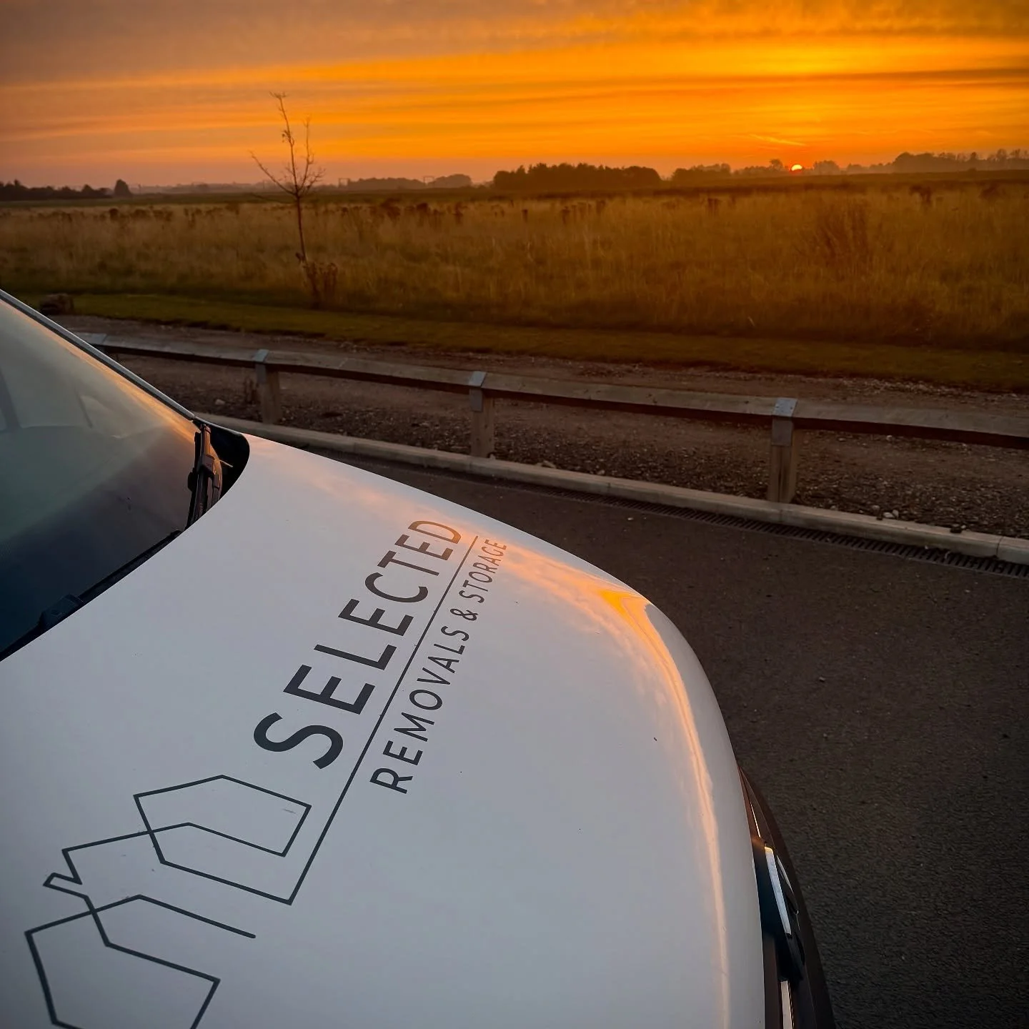 With Autumn in full effect, it’s been another busy busy week for us! π
• Cambridge to Isle of Lewis β
• St Neots to Eltisley β
• Attleborough to our storage β
• Our storage to Dry Drayton β
• Cambridge to our storage