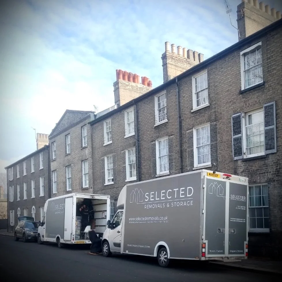 In the heart of our hometown Cambridge today, completing a 3 day pack and move from Emmanuel Road into our storage site located between Milton and Waterbeach 📦🚛🔒✅

#cambridgemovers #removalsandstorage #threebestrated