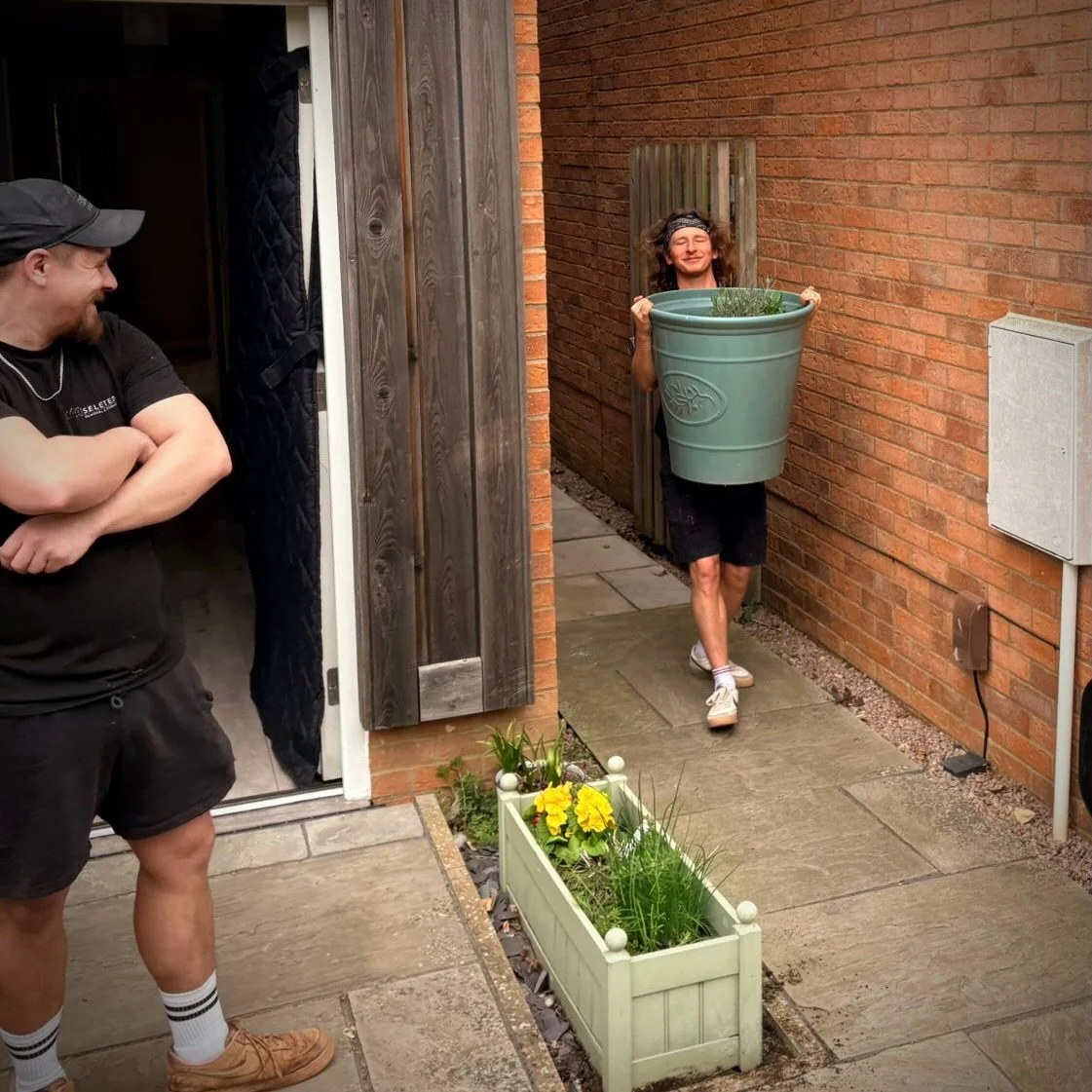 As we head into the Easter weekend, it&rsquo;s a chance for many of our team to down tools and enjoy some much needed recovery after an extremely busy March! 🧘&zwj;♂️ 🛀

Well done team for such hard work and of course, thank you to all our amazing 