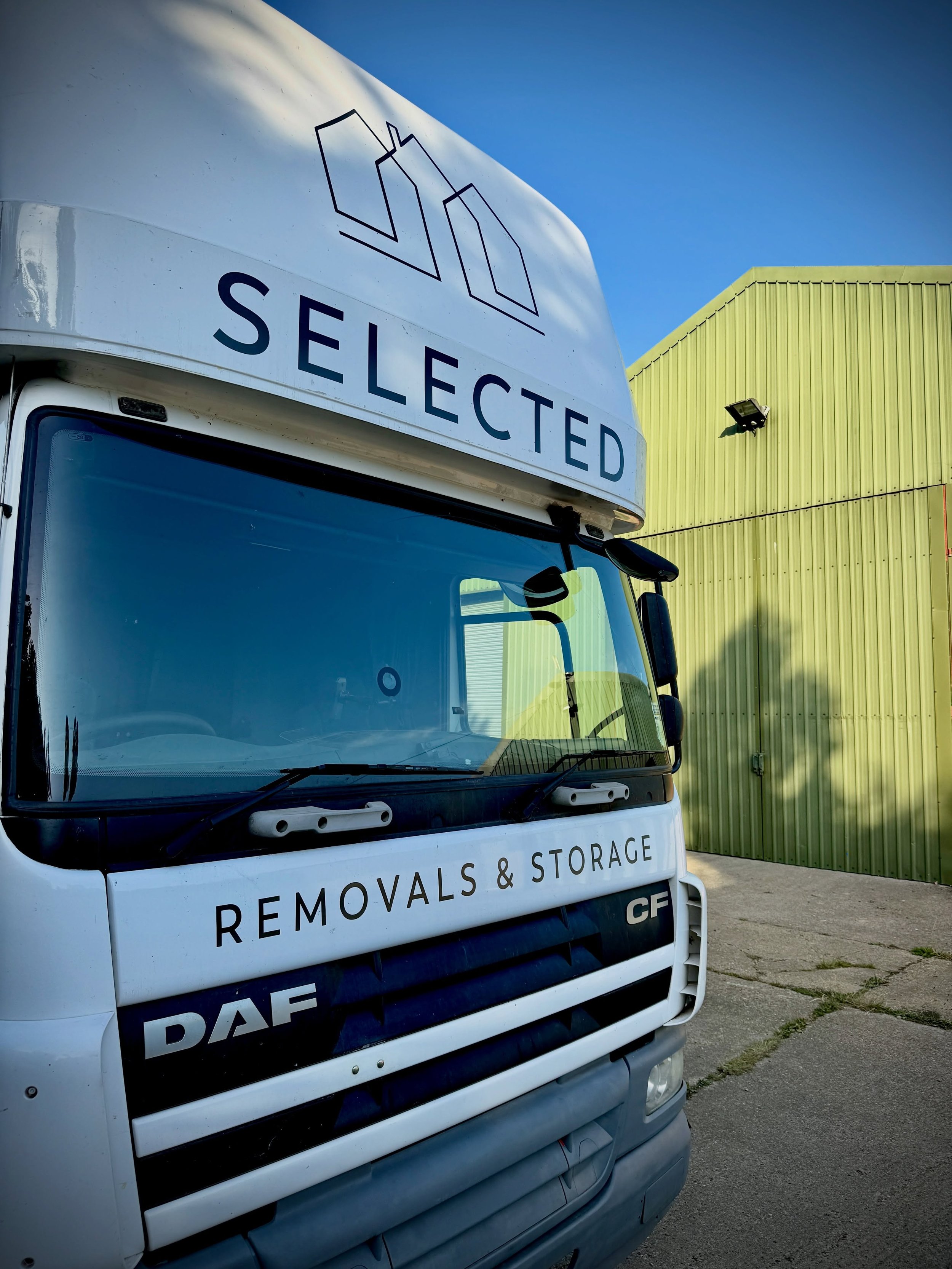 🔒🏭 E X P A N S I O N 🏭🔒

With our container storage going from strength to strength, we wanted to take another leap forward by offering our customers indoor storage as well.

With that, we are delighted to announce our new warehouse offering extr