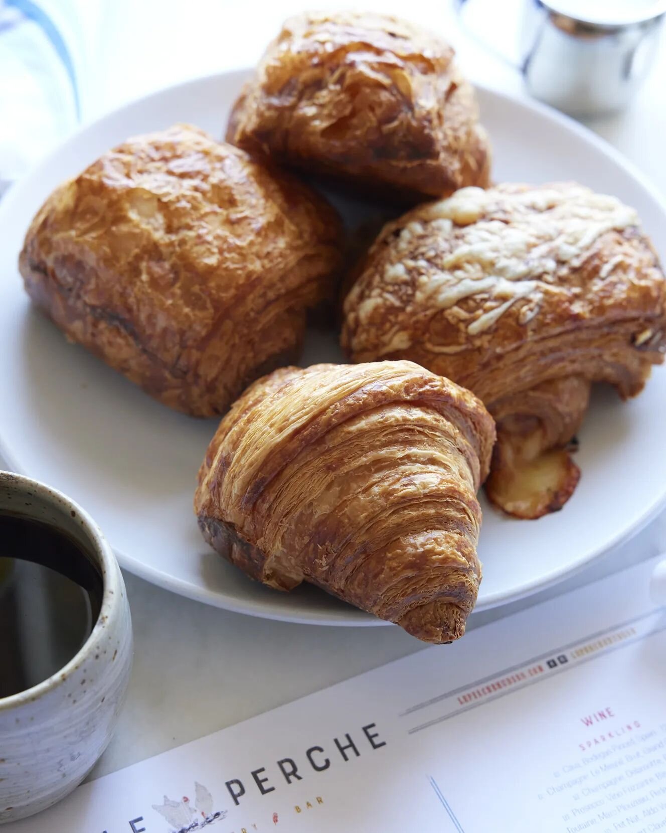 {Les viennoiseries}

The &quot;basics&quot; at Le Perche, baked fresh daily 🥐

Book your table on #Resy!
.
.
#leperchehudson #hudsonvalley #hudsonny #daytimeeatery #breakfast #breakfastgoals #brunch #lunch #frenchtwist #restaurantswithfireplaces #co