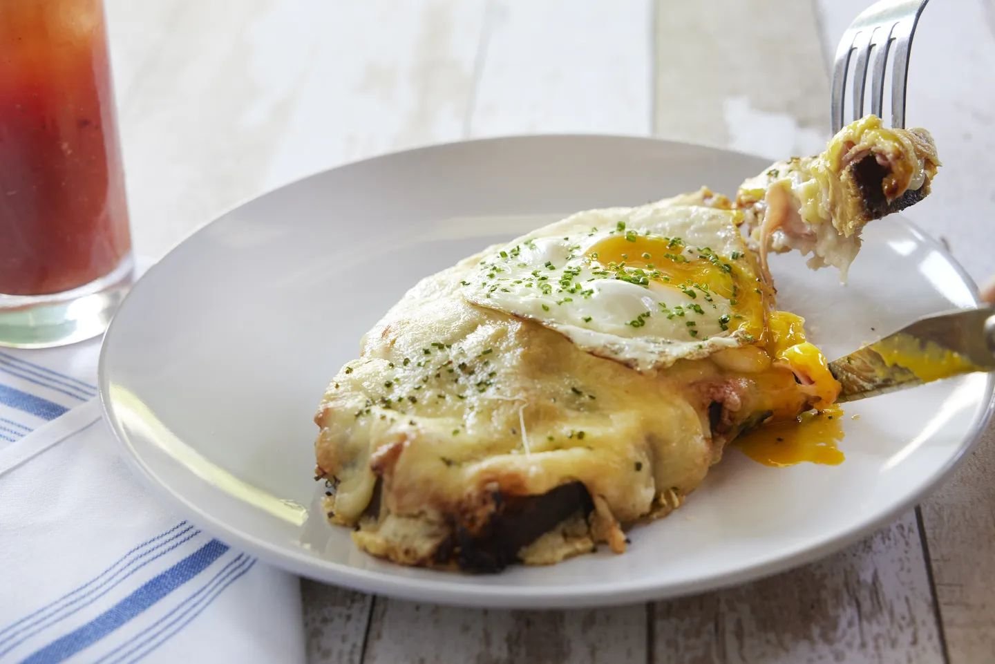 {croque madame}

In honor of mothers everywhere, shall we rename this signature dish a Croque Maman this week only? 😍

Please join us for Mother's Day weekend - and book your table on #Resy! Indoors or in the covered garden.
.
.
#leperchehudson #hud