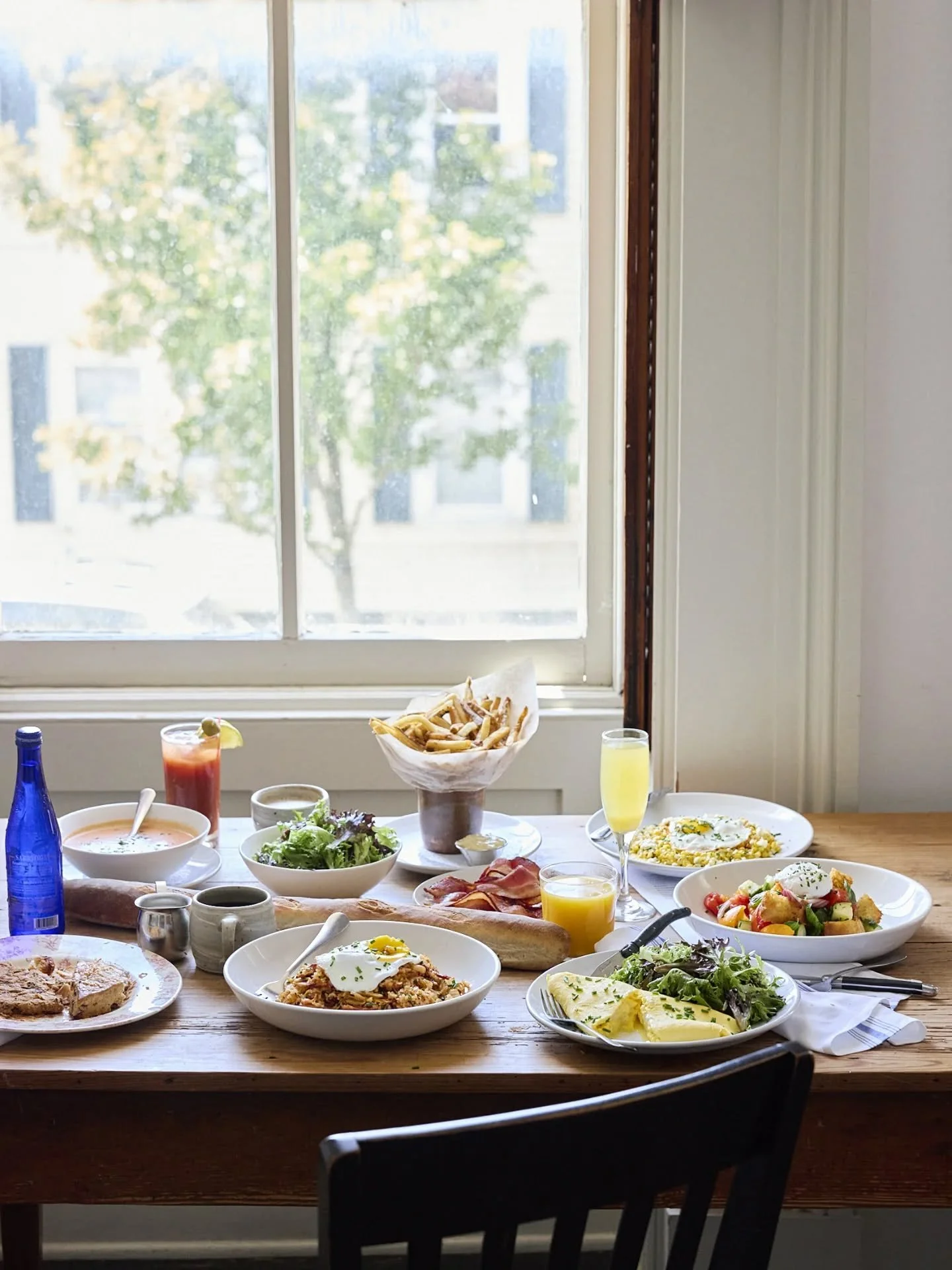{brunch parfait de fin d'&eacute;t&eacute;!}

Let's brunch in Hudson! #warrenstreet

#LePercheHudson  #hudsonvalley #hudsoneats #hudsonny #bakery #restaurant #frenchtwist #breakfast #brunch #lunch #foodie #foodies #foodiesofinstagram #alfrescodining 