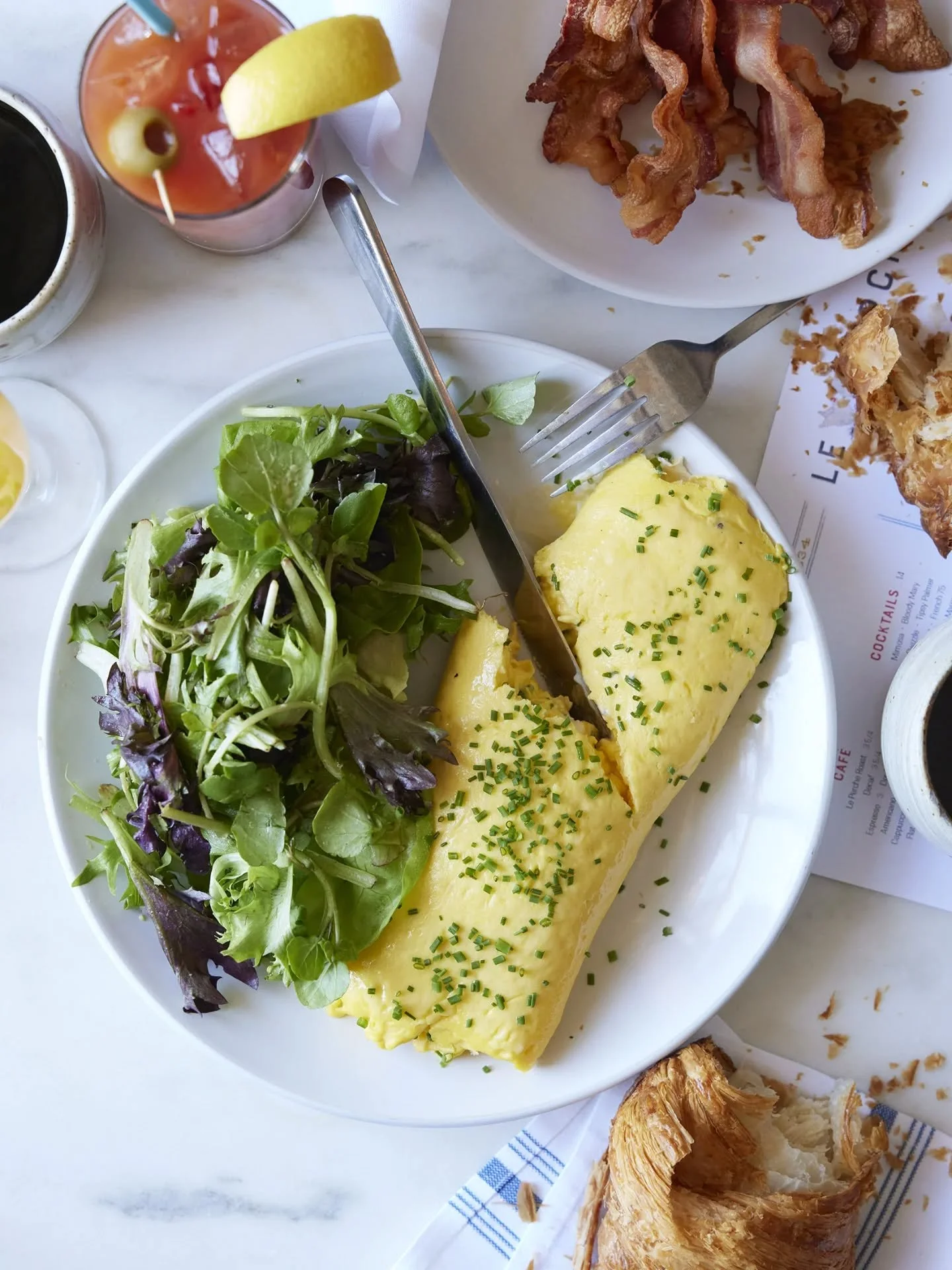{un d&eacute;lice moelleux!}

🥚✨ Fluffy, rich, and made with the freshest local eggs, it's the perfect blend of tradition and taste. #omelette #musthave

We are open Wed-Sun. Book your table on #Resy.