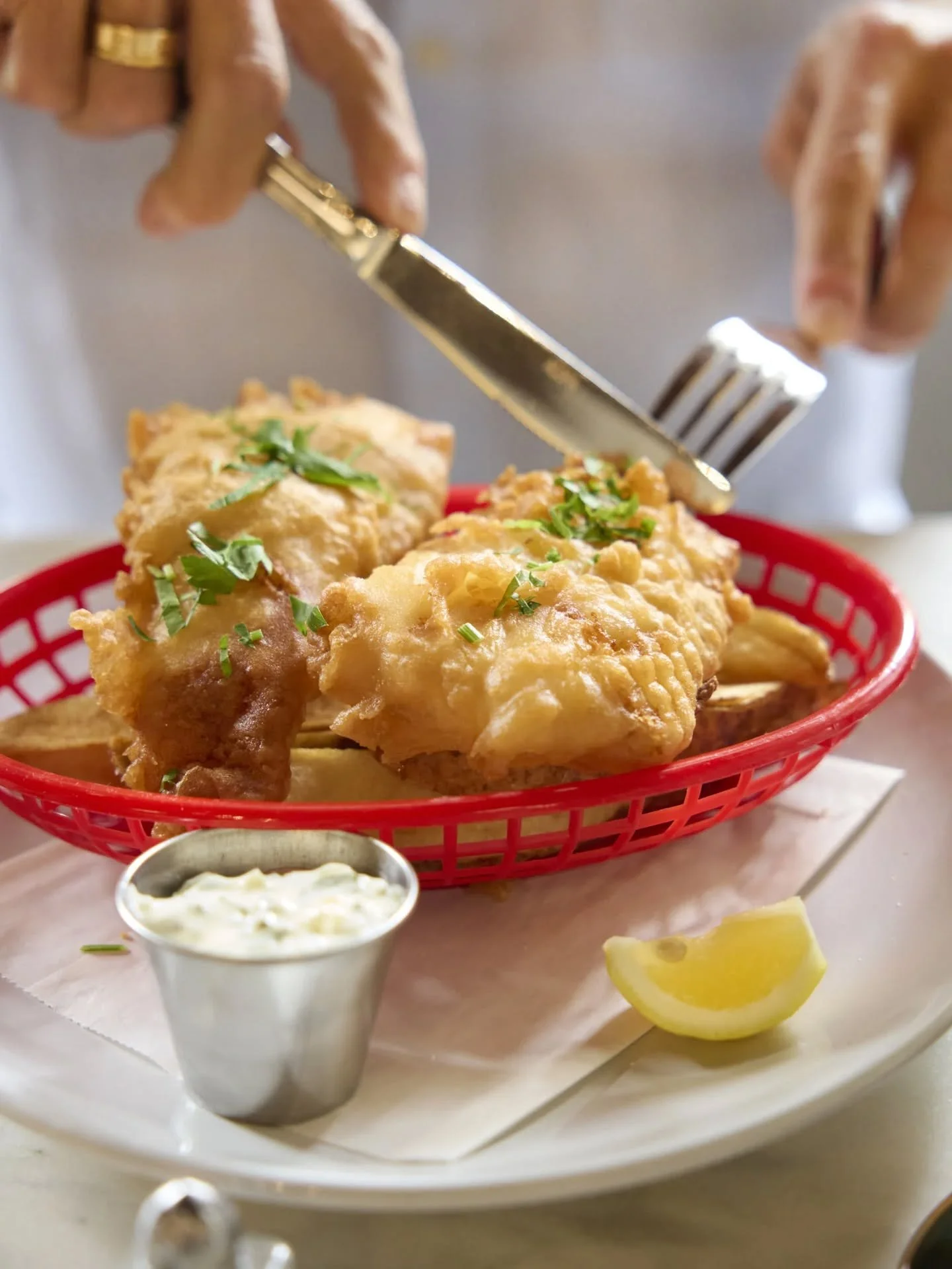 {Tr&egrave;s delicieux, non?}

Your Friday plans just got easier: Le Perche's legendary Fish &amp; Chips is fresh, crispy, and oh so very satisfying!

We are open Wed-Sun. Book your spot on #Resy!
.
.
#LePercheHudson #fridaydailyspecial #restaurant #