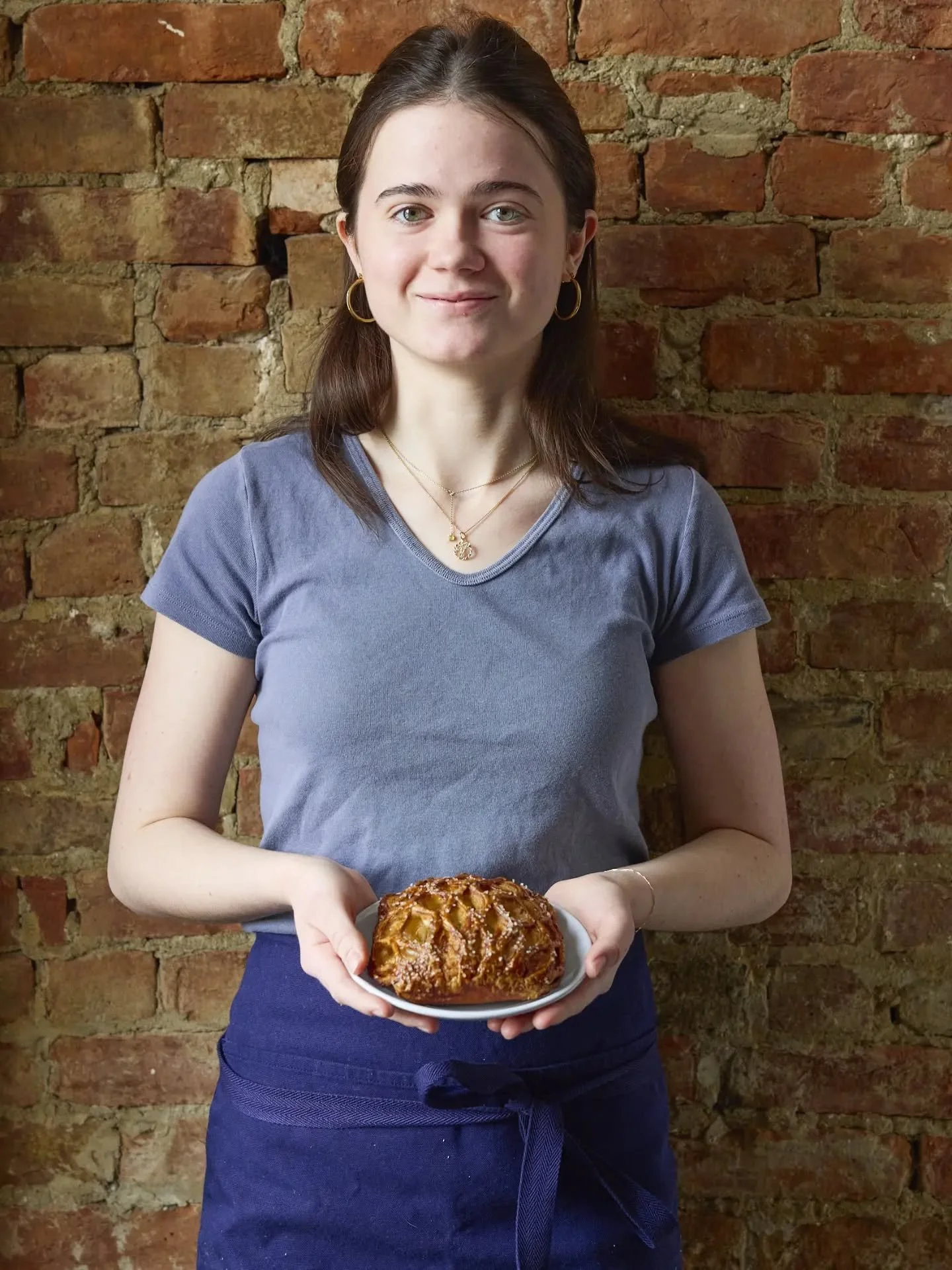 {&agrave; tr&egrave;s bient&oacute;t, Violet!}

Say "au revoir" to Violet, a valued Le Perche team member who is leaving us to go back to college.

She will hopefully be back at holiday time!
.
.
#LePercheHudson #bakery #viennoiseries #rest