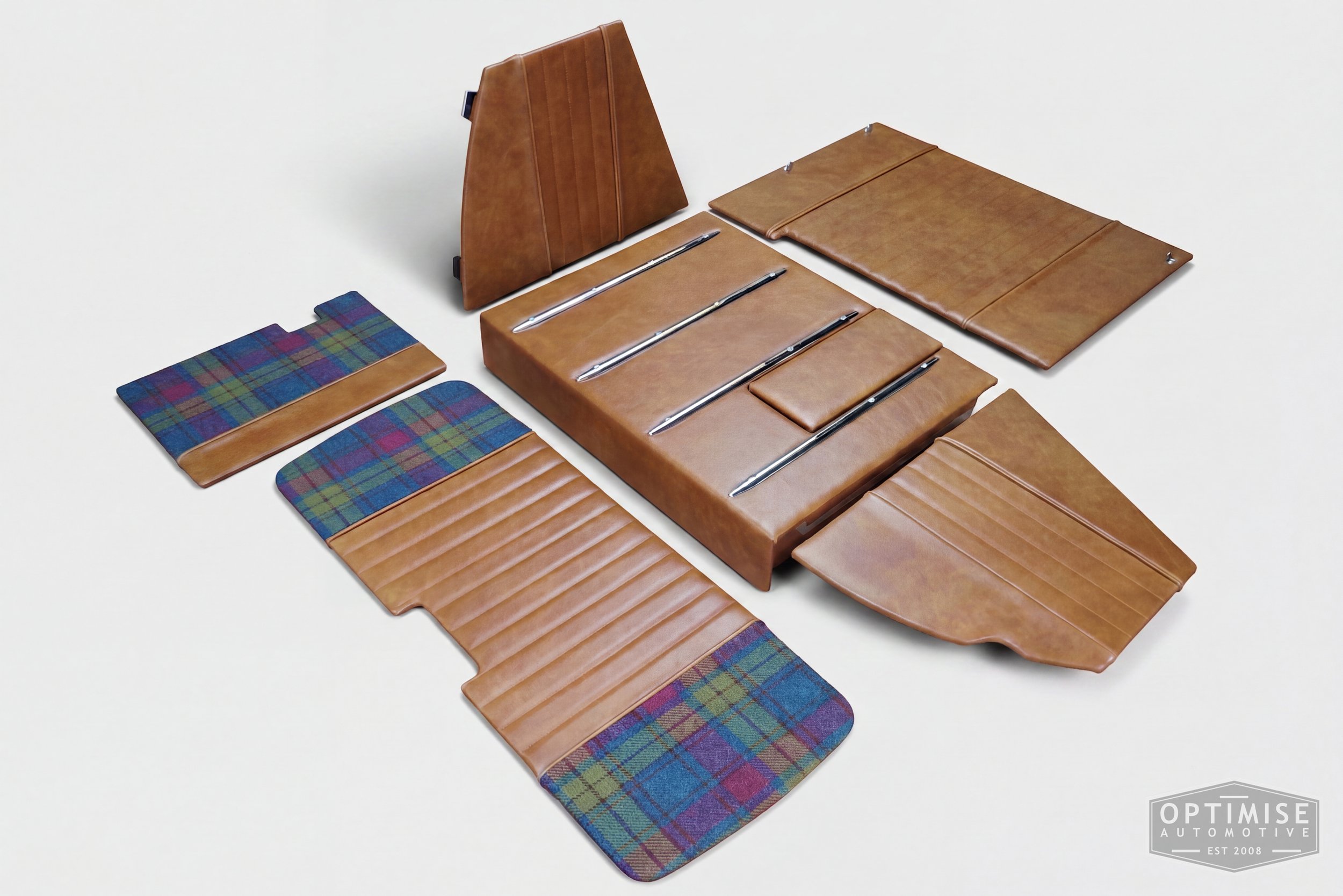 Classic Mini boot lining kit, trimmed in Crest Legacy Dark Caramel leather and Harris Tweed A0195.