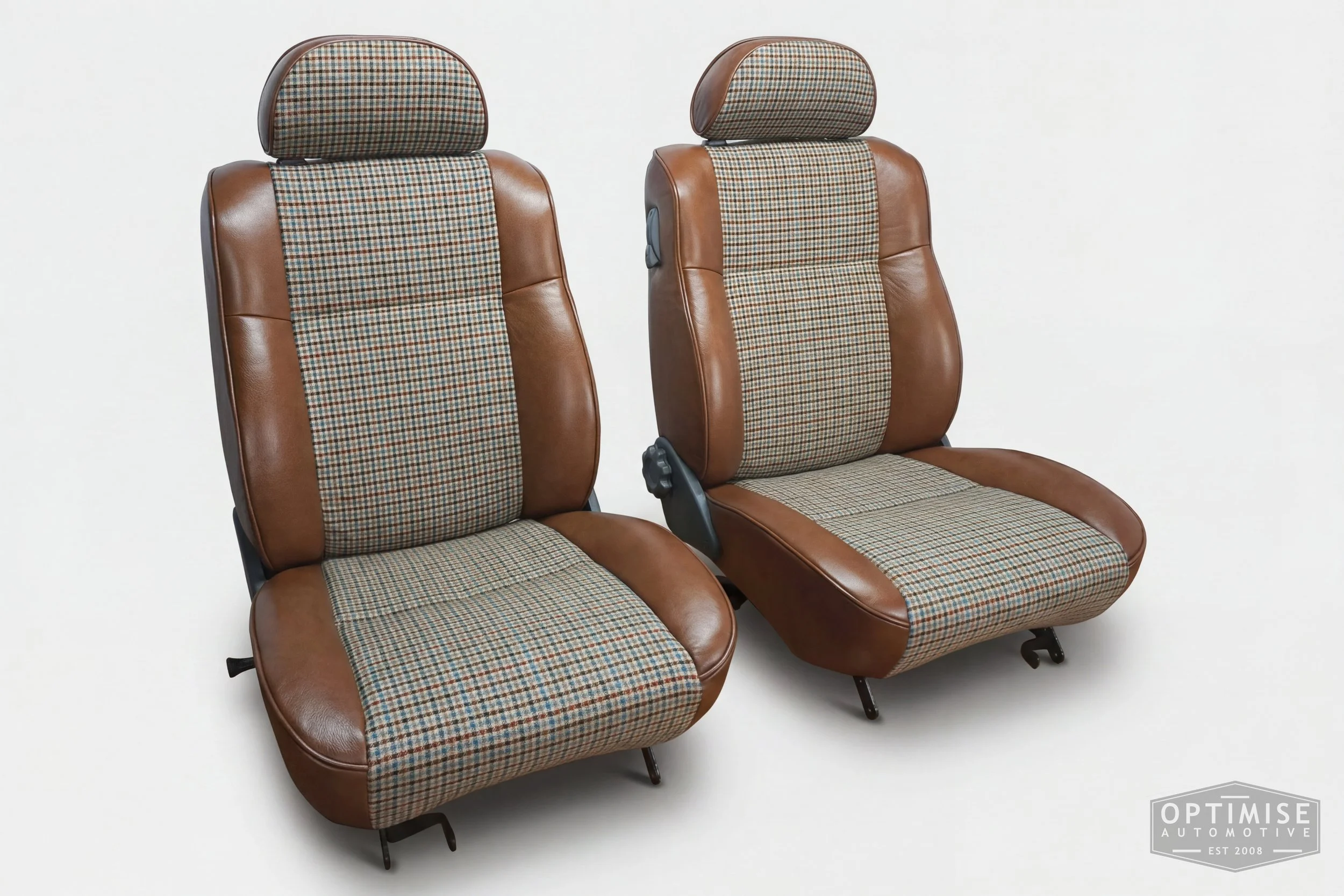 Classic Mini SPi seat retrims, trimmed in Crest Cambridge lark leather and ashdown check fabric 145 cloth.