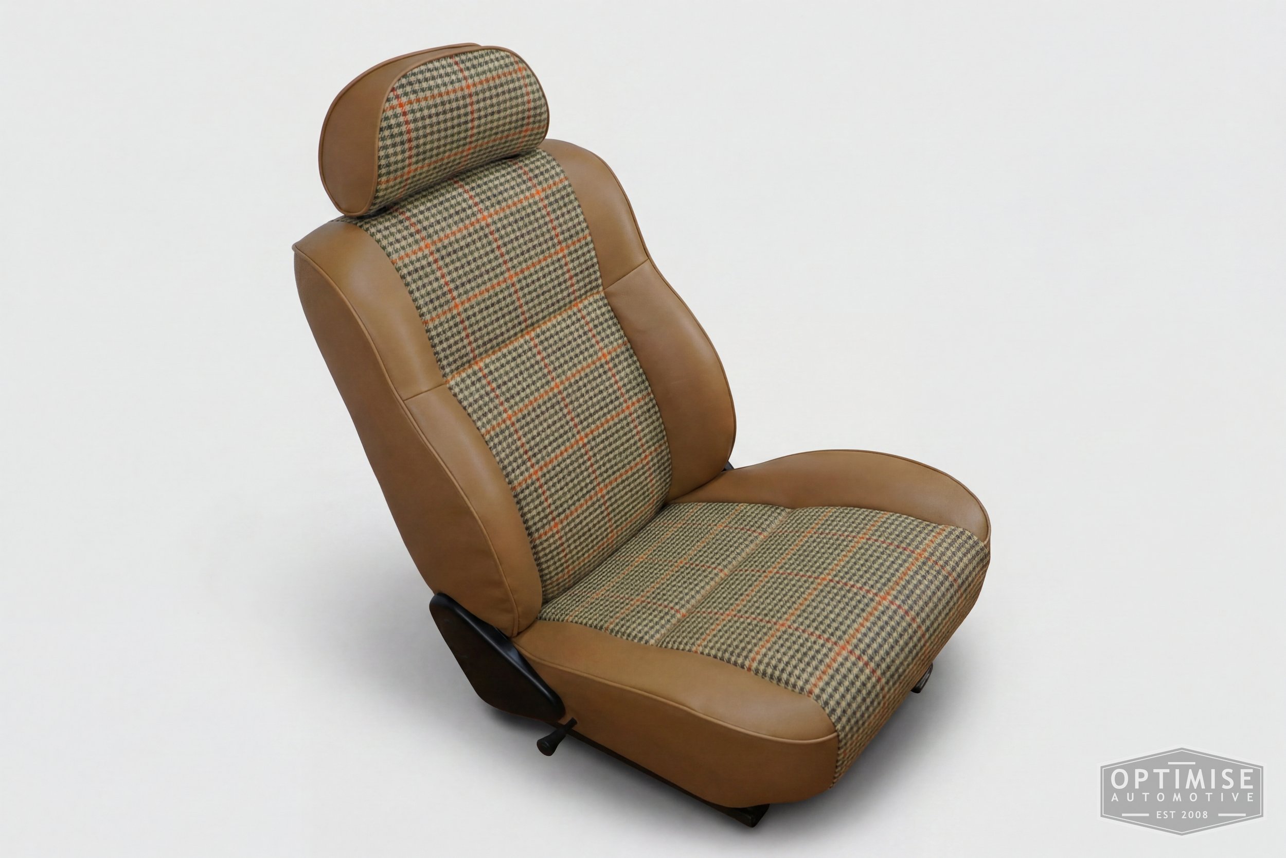 Classic Mini SPi seat retrims, trimmed in light brown (tan) leatherette & Albany check tweed 055.