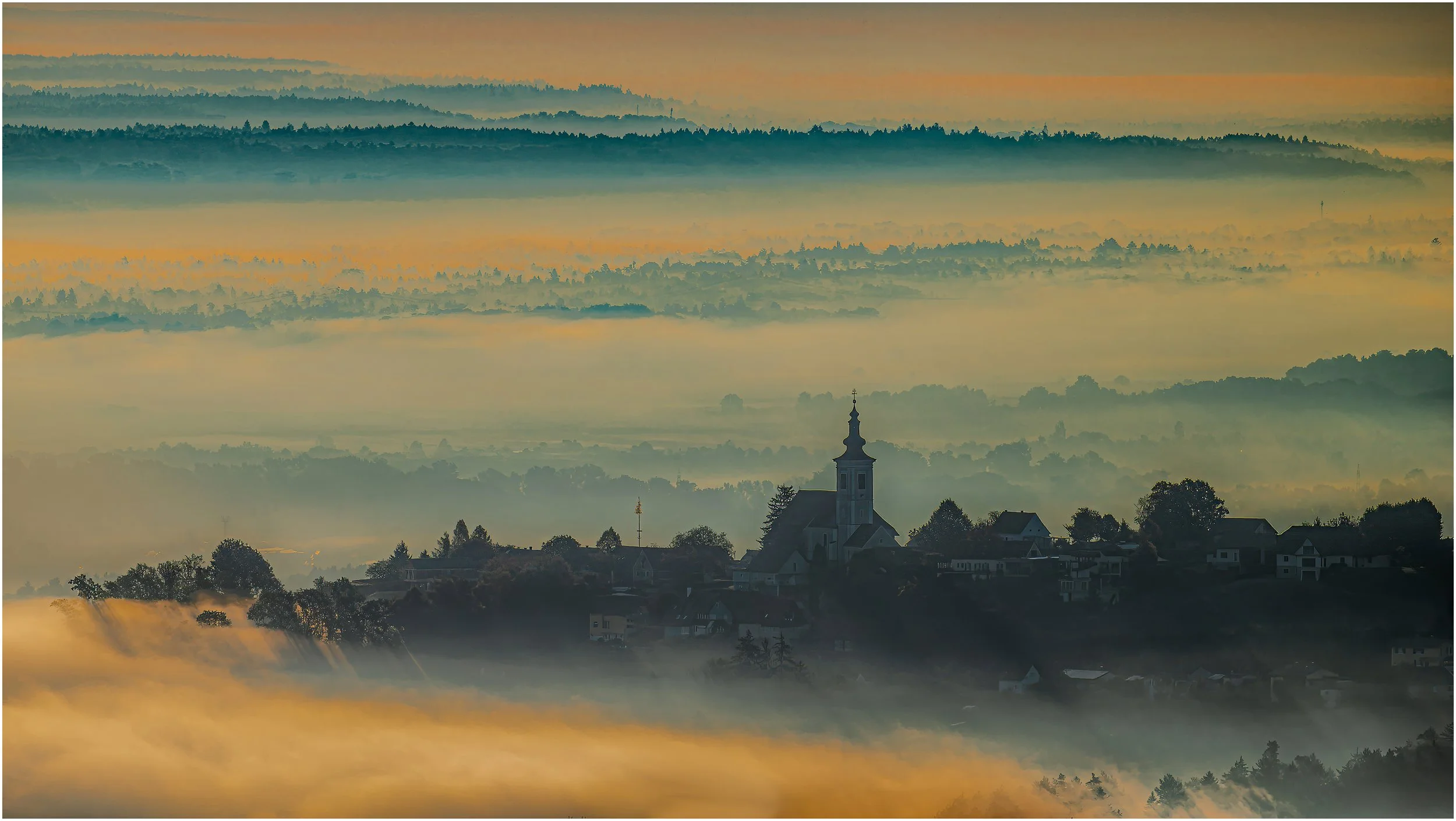 L_2514_17_4_Ing. Thomas Cecon_Nebellandschaft.jpg