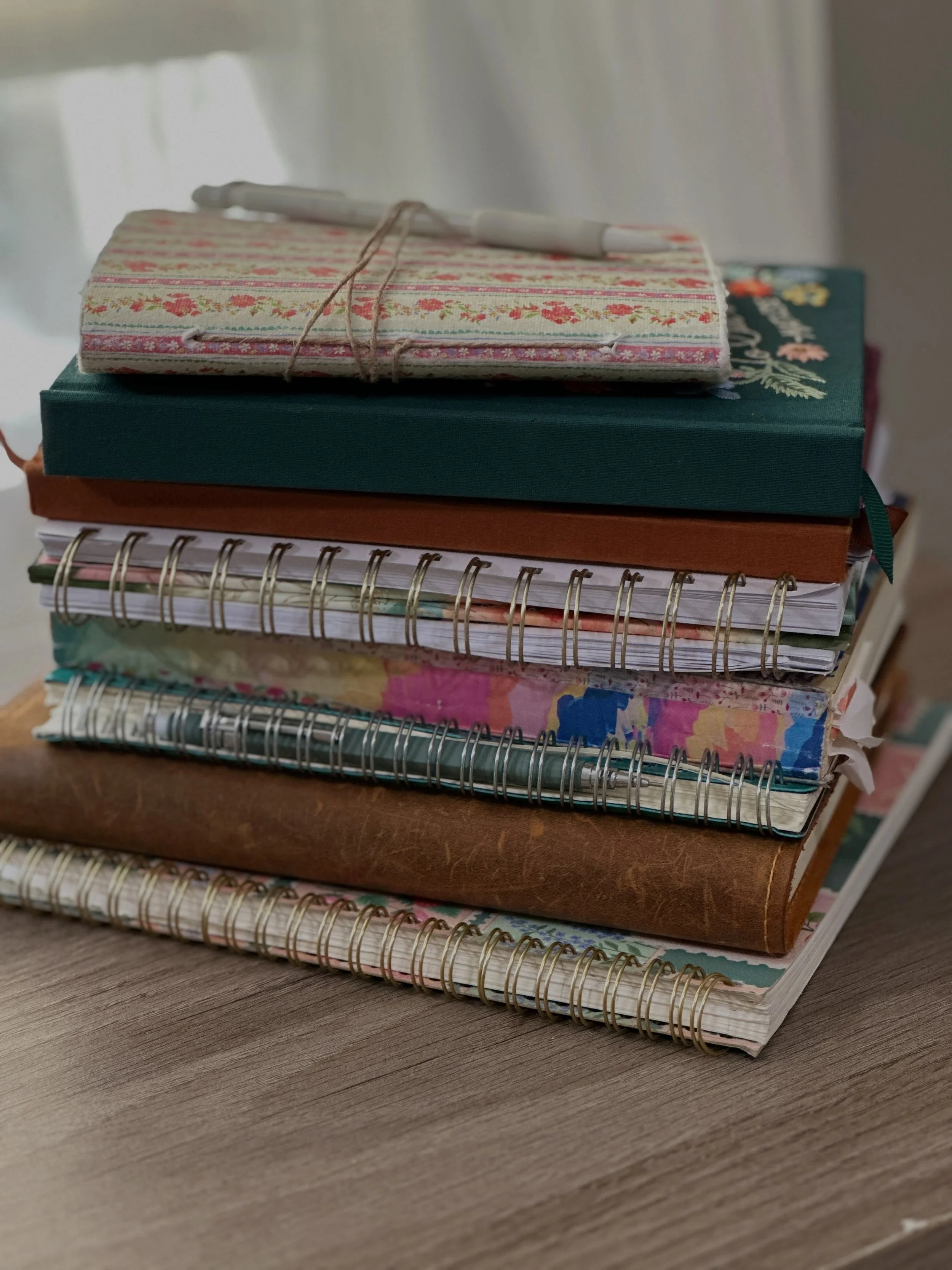 Today is the National Day of Writing, celebrating ways to express yourself through words!📝

Whether you keep your words in piles of journals or smash journals, if you like to write letters of encouragement with pen or chalk, today is your day!💜

Le