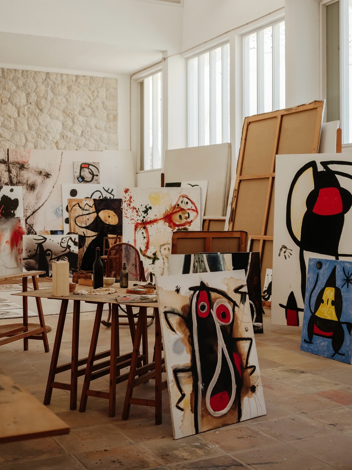 Inside the world of Fundaci&oacute; Joan Mir&oacute; where imagination runs free and nothing feels too controlled 🎨 

~

#mallorcaart #palmademallorca #mallorcaisland #mallorca