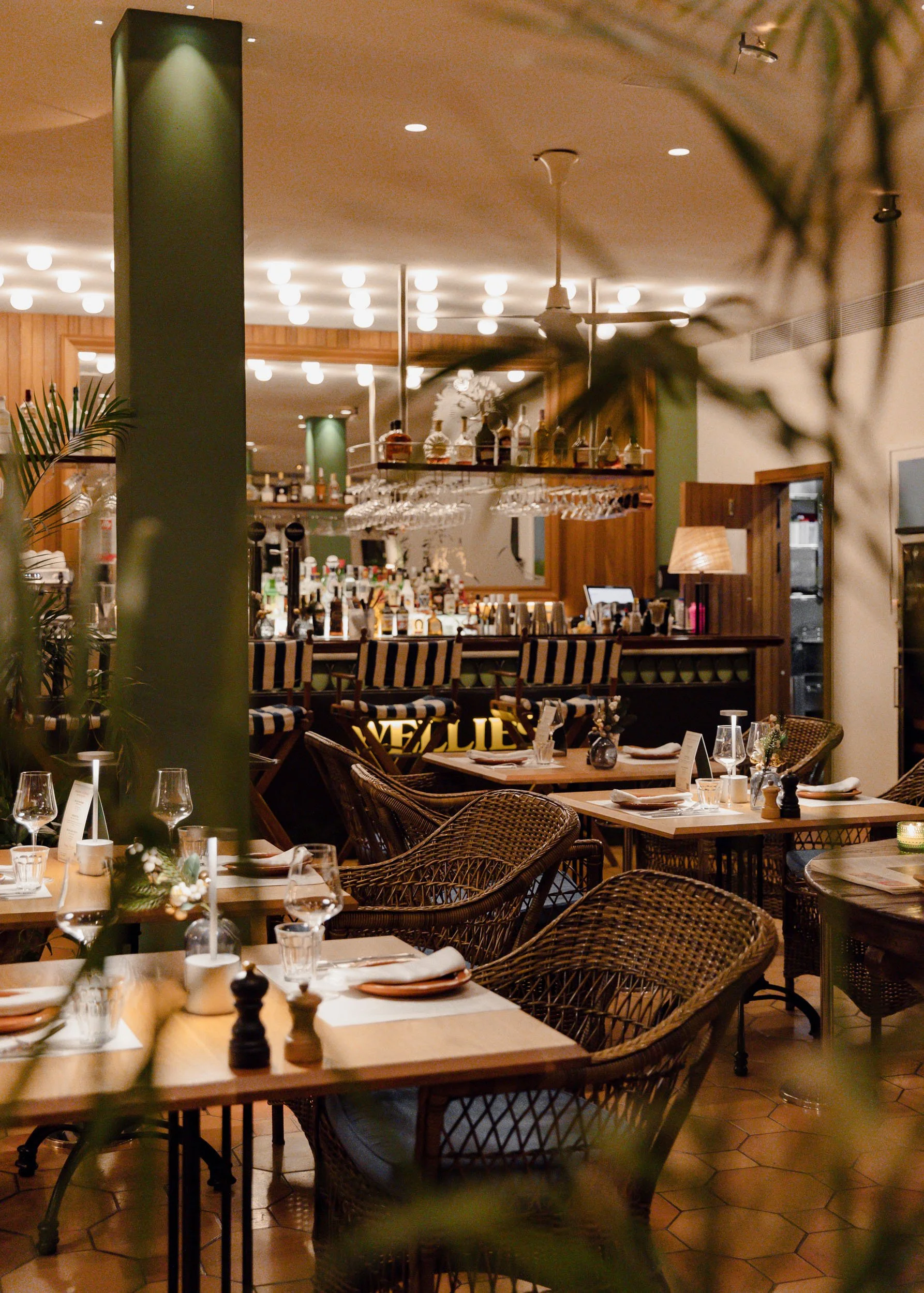 Wellies-restaurant_7.jpg