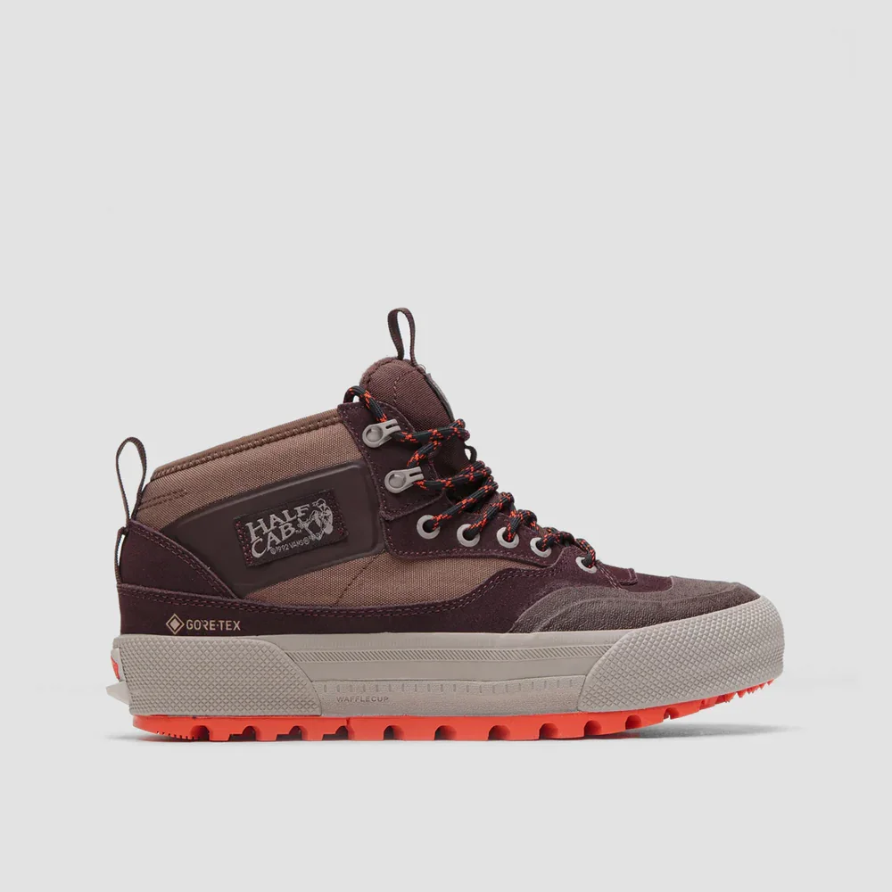 vans-mte-half-cab-gore-tex-mid-top-shoes-bitter-chocolate-01.webp